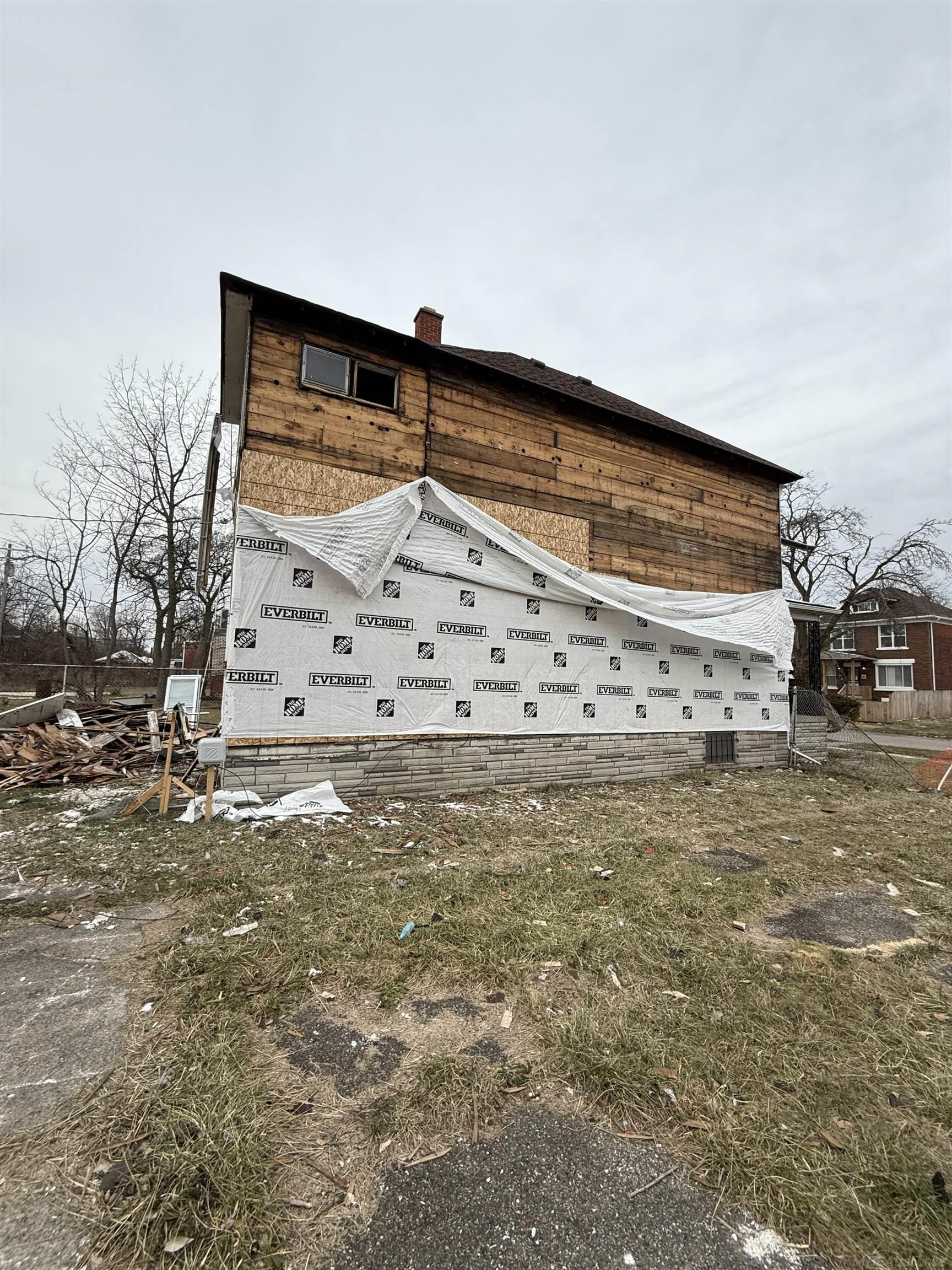 3215 Columbus Street