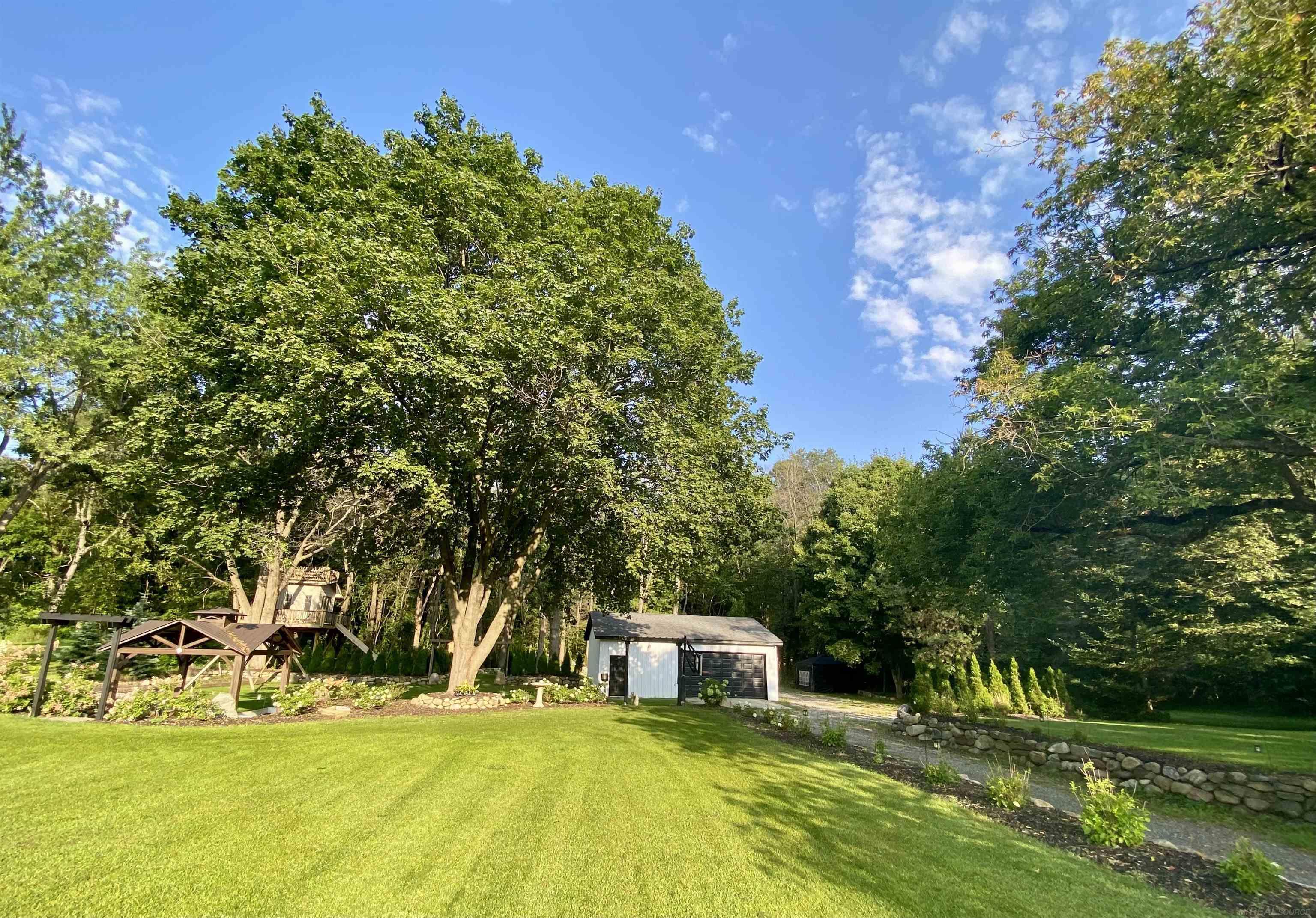 7605 Old Pond Drive