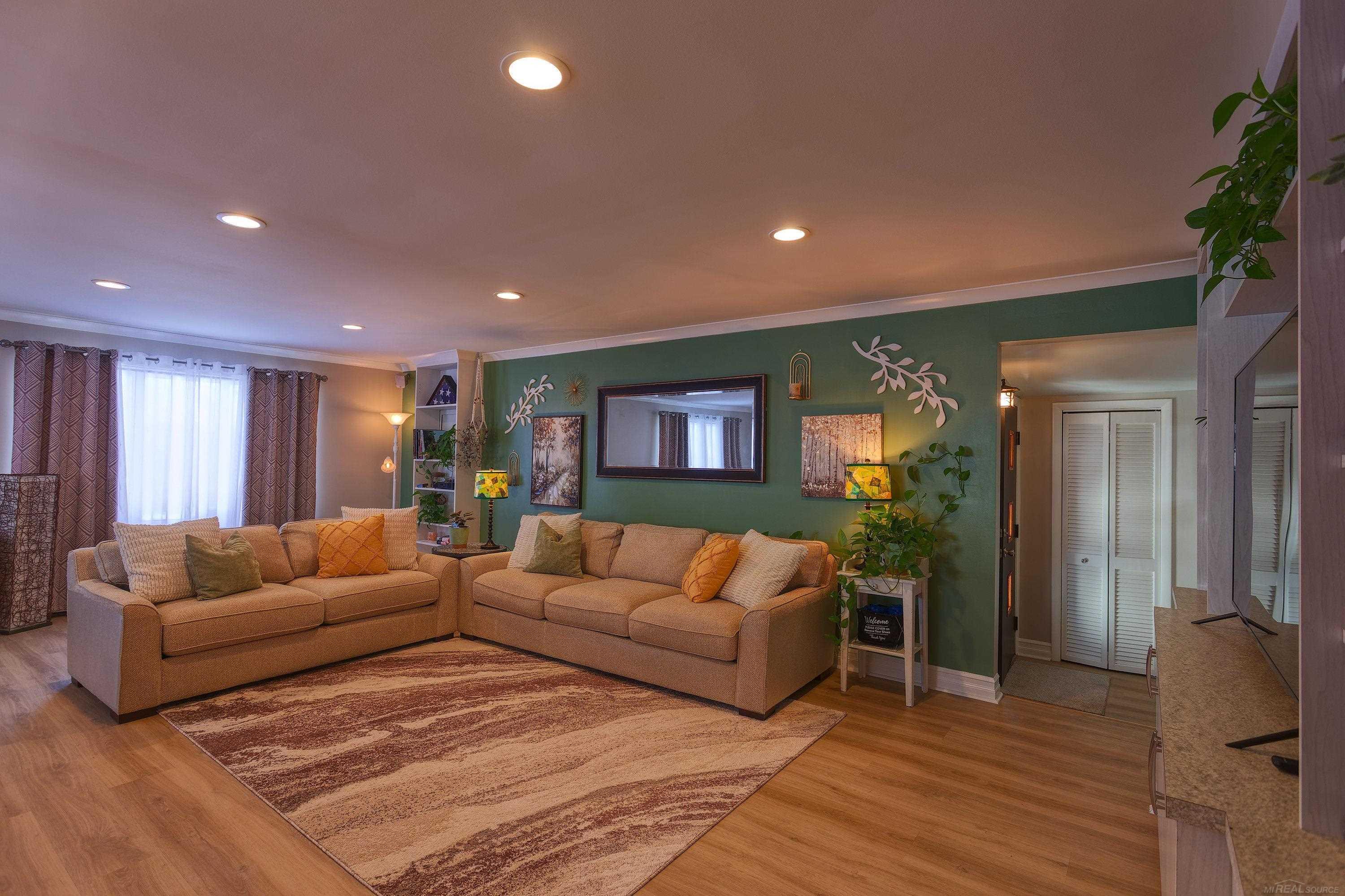 7605 Old Pond Drive