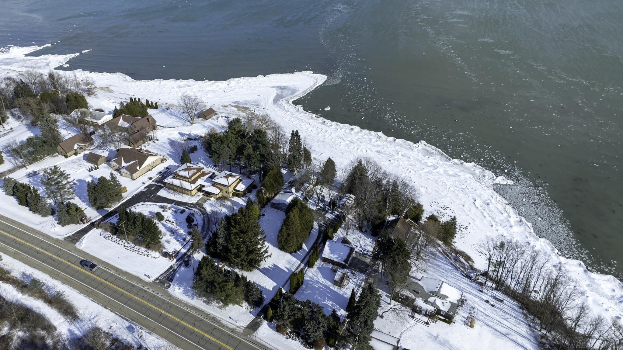 841 S Lakeshore Road