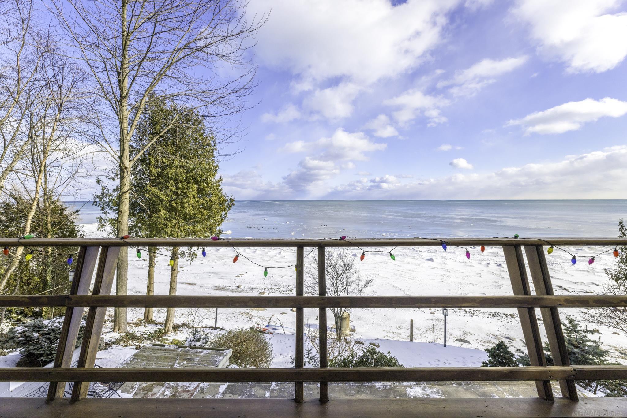 841 S Lakeshore Road