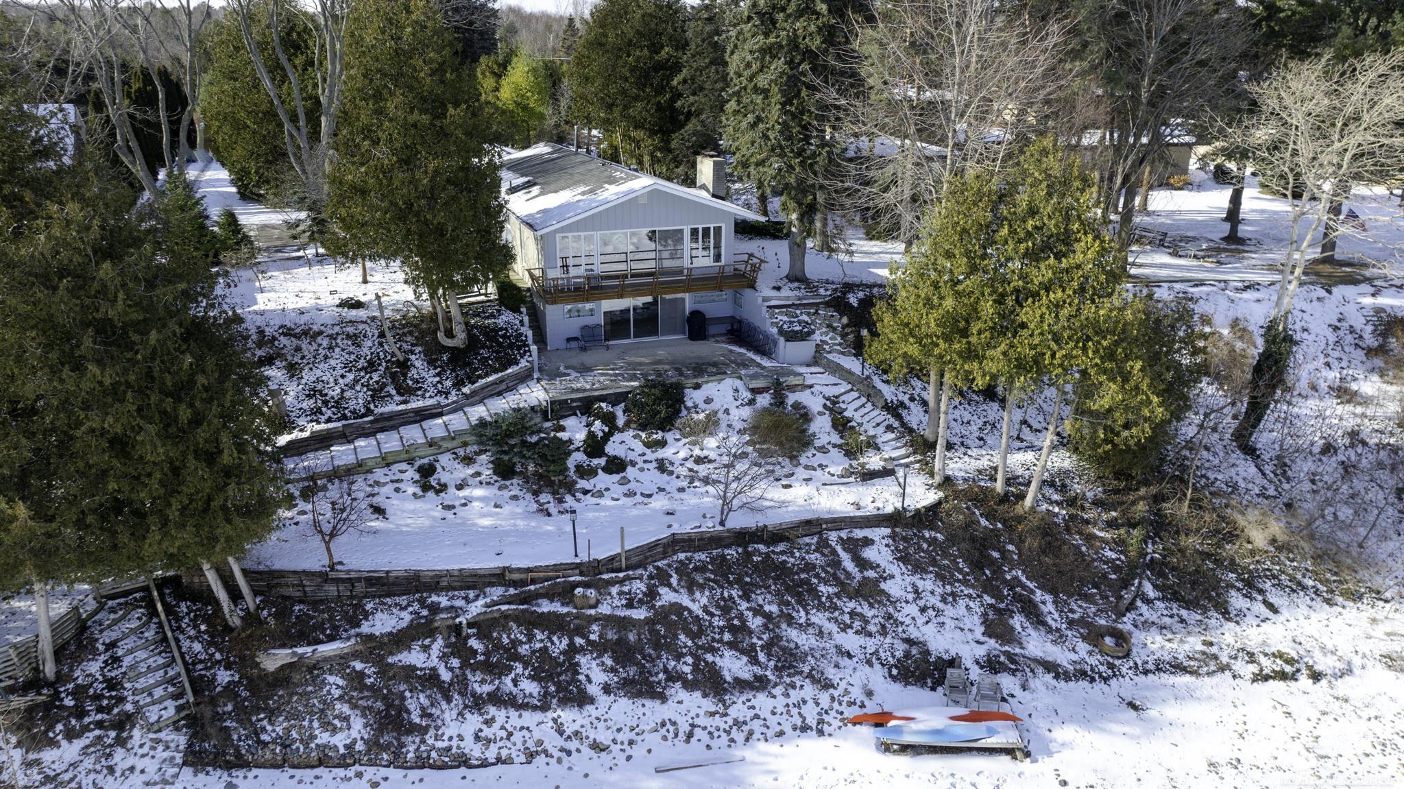 841 S Lakeshore Road