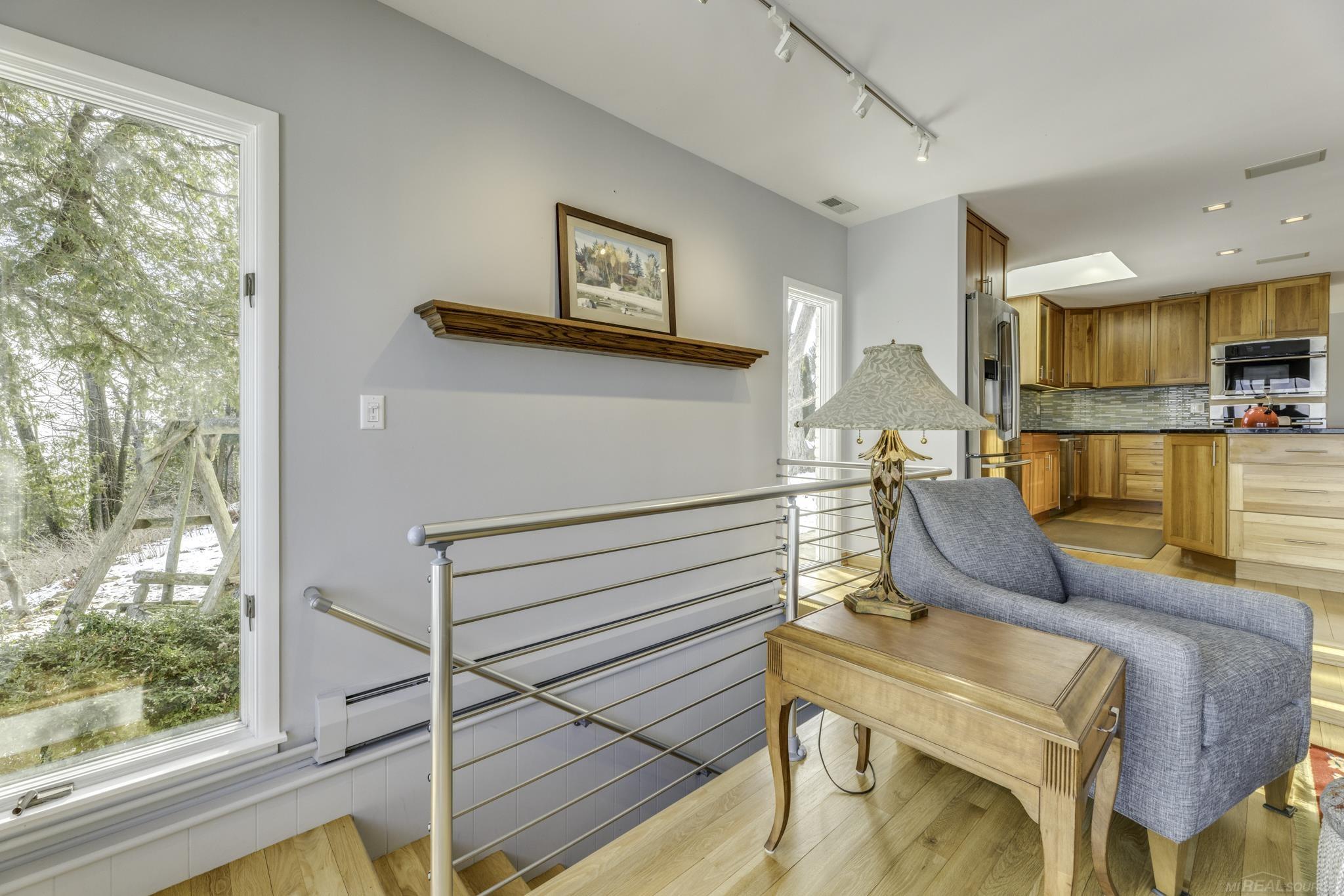 841 S Lakeshore Road