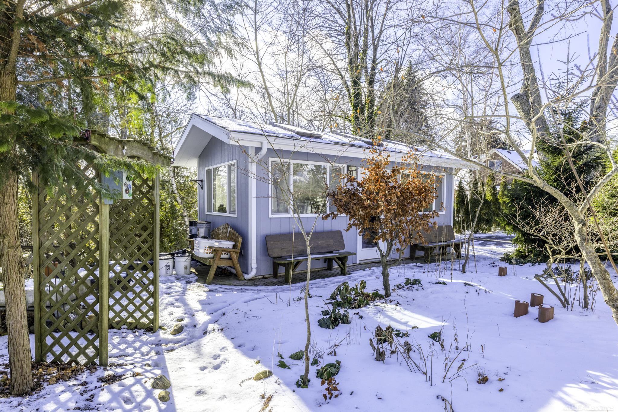 841 S Lakeshore Road