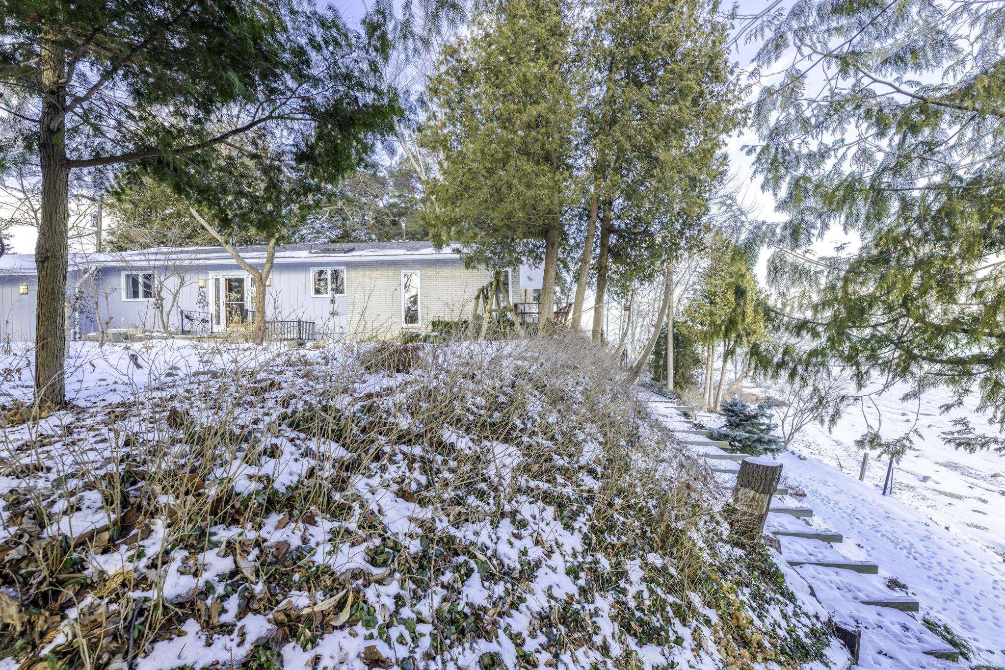 841 S Lakeshore Road