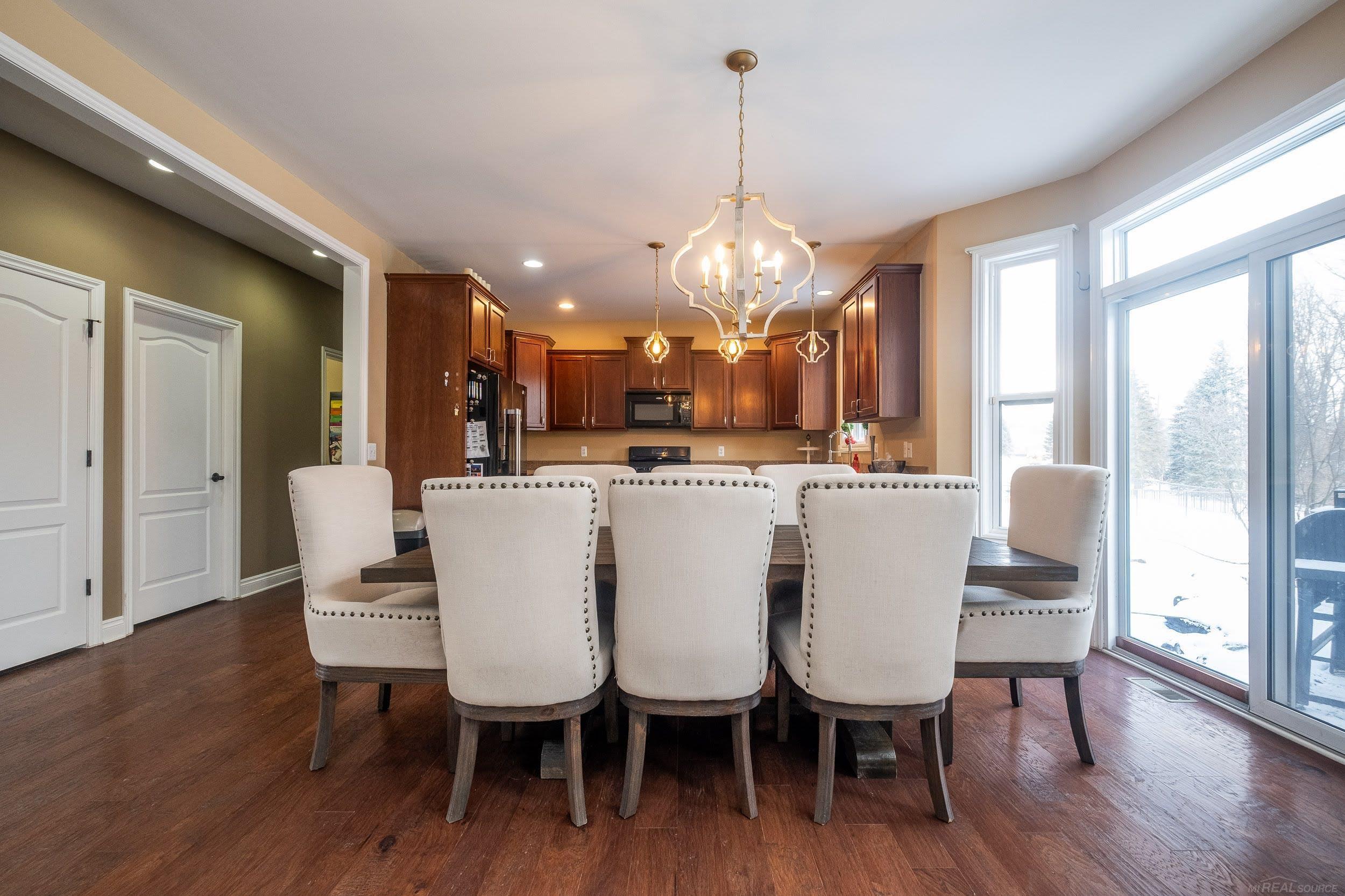 61048 Winterberry Drive