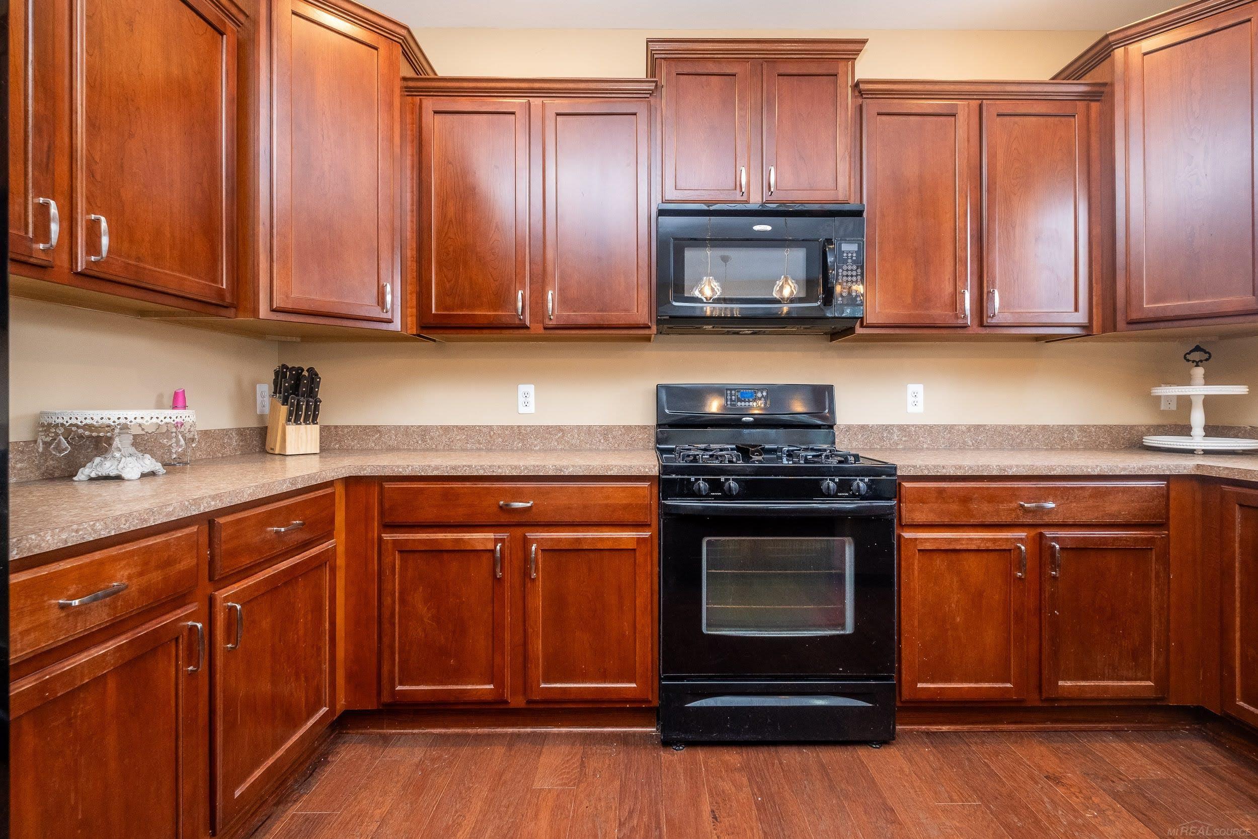 61048 Winterberry Drive