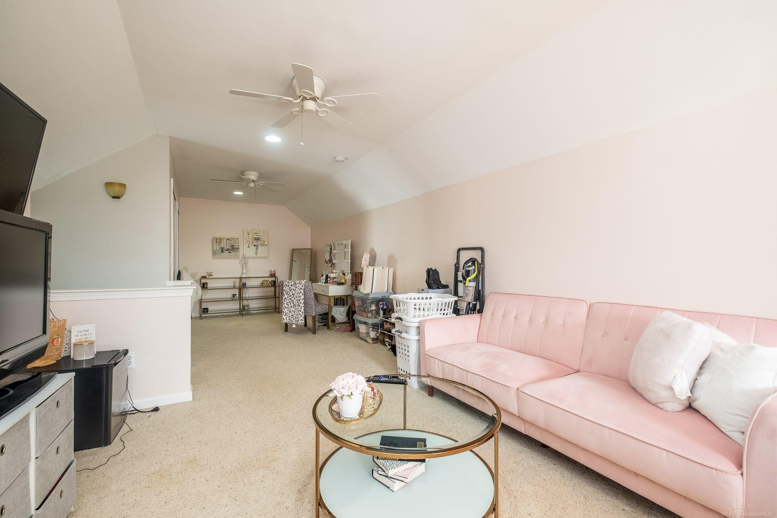 61048 Winterberry Drive