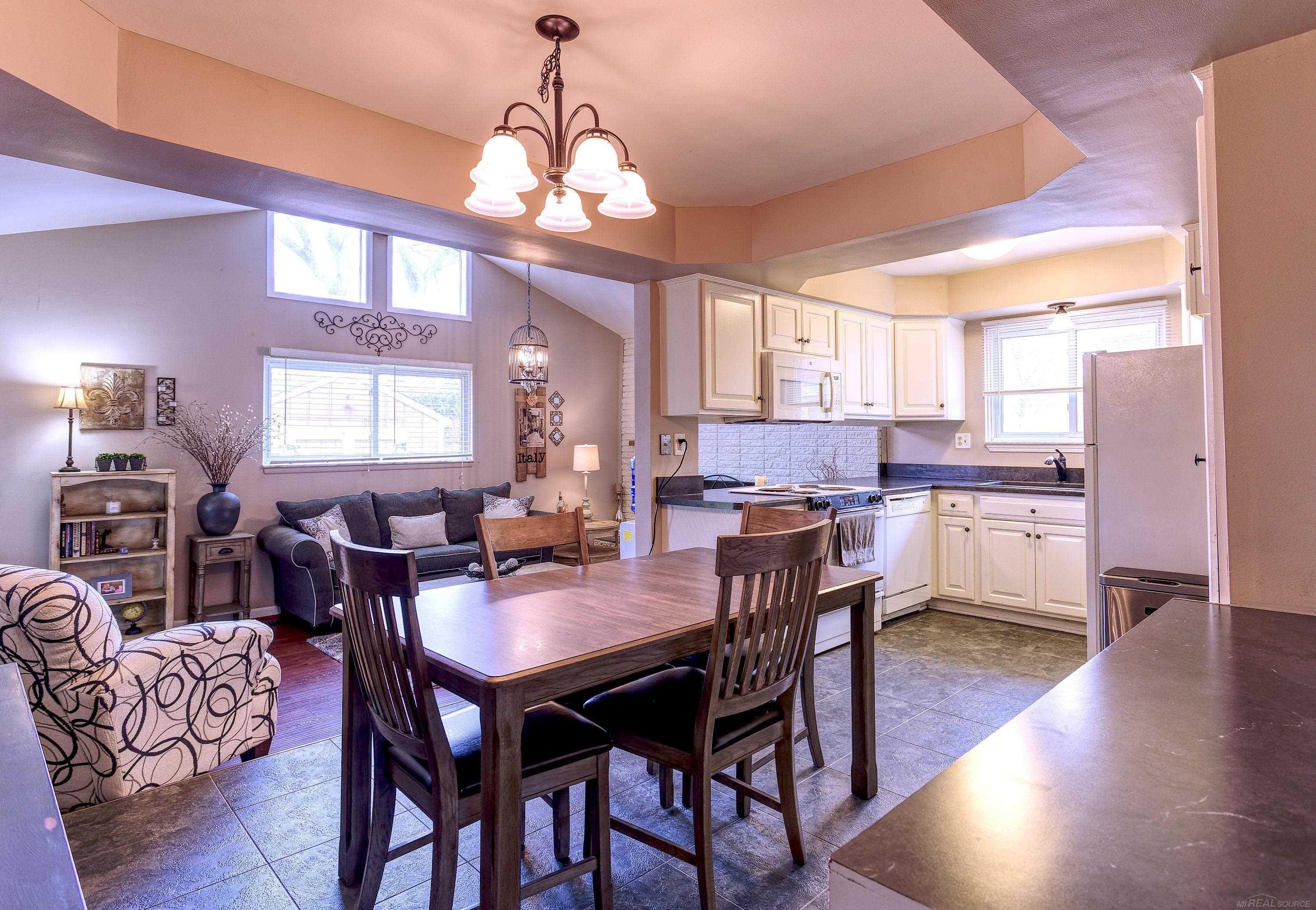 13103 Iowa Drive