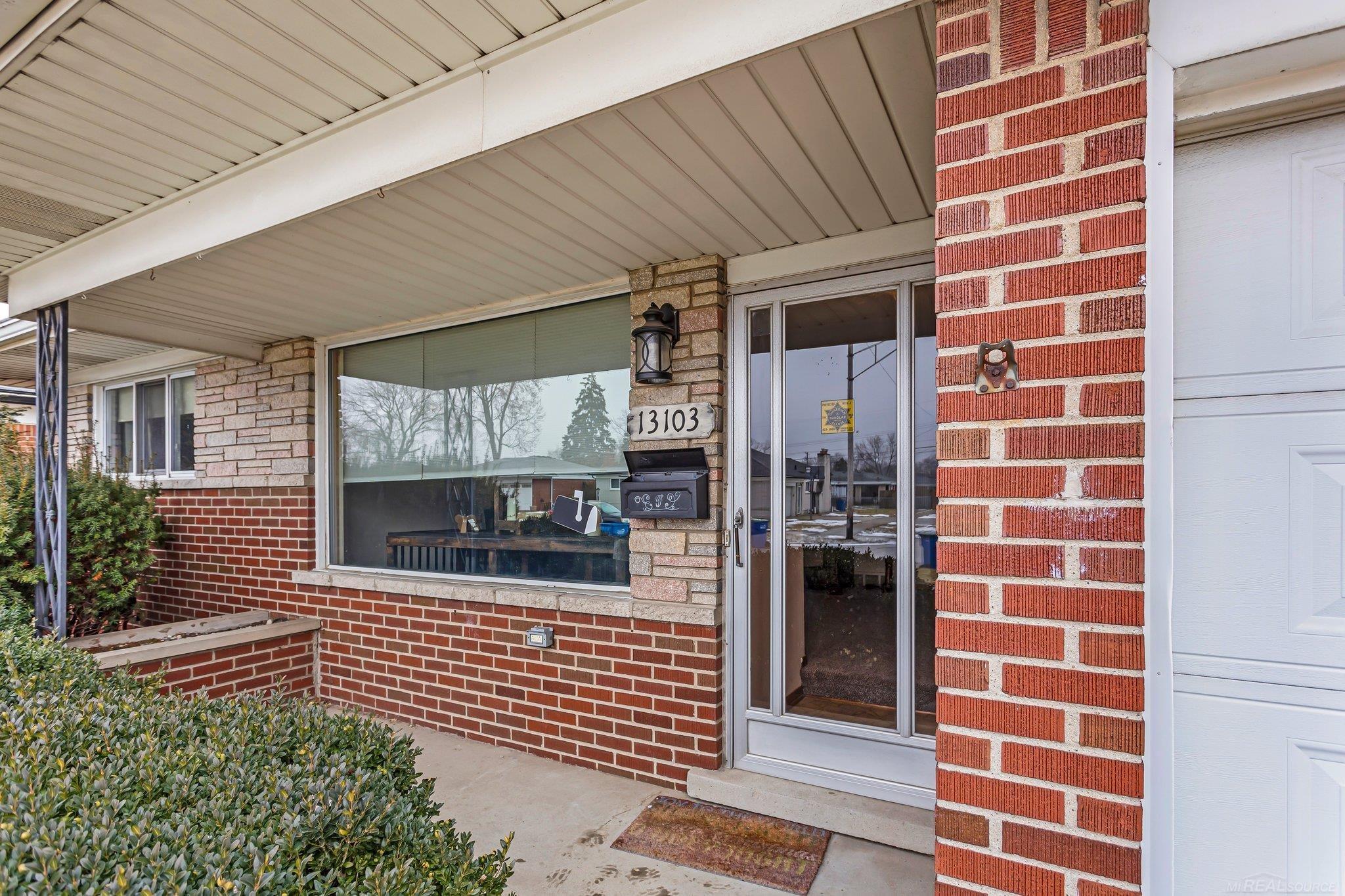13103 Iowa Drive