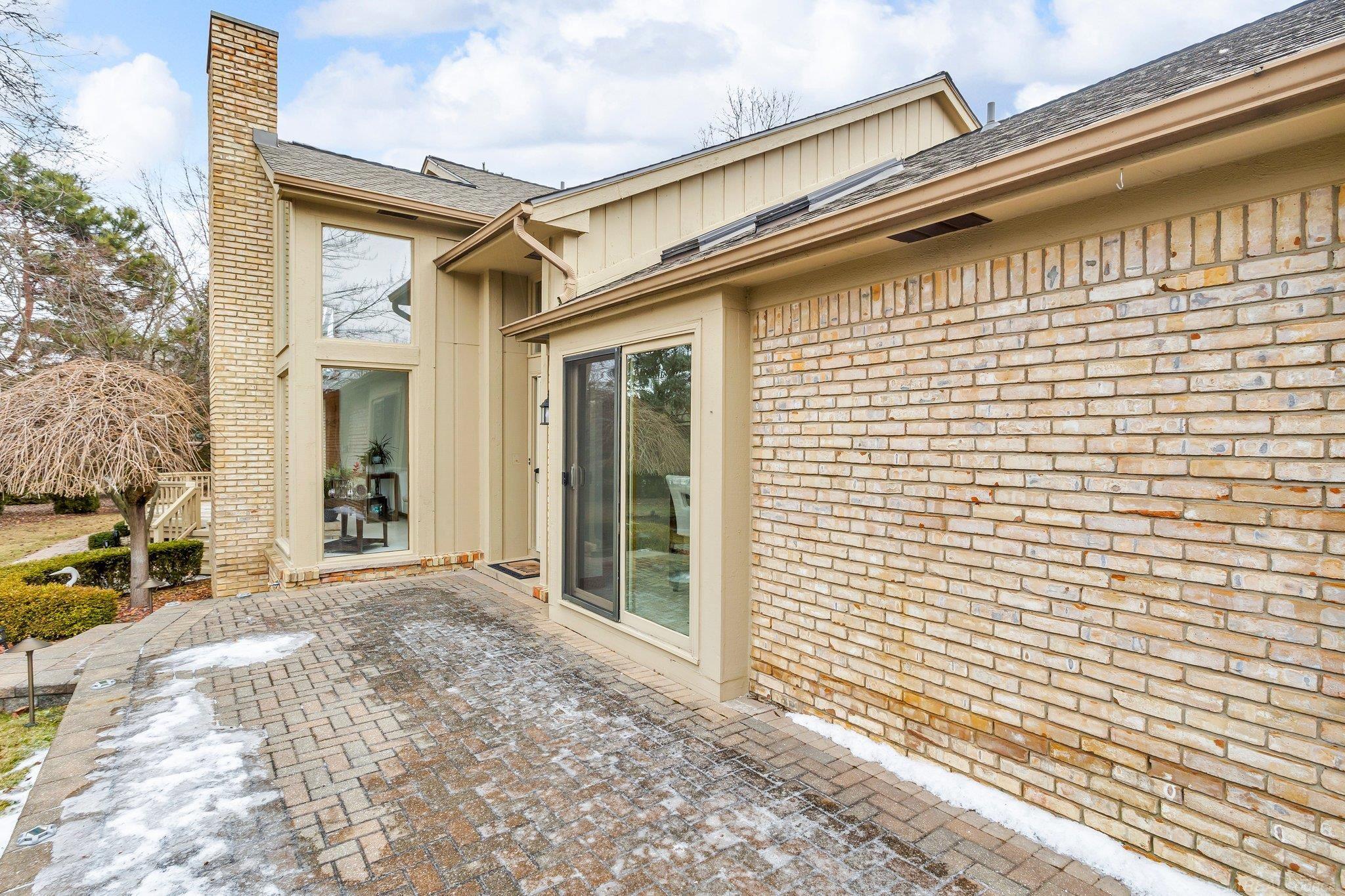43173 W Kirkwood Drive