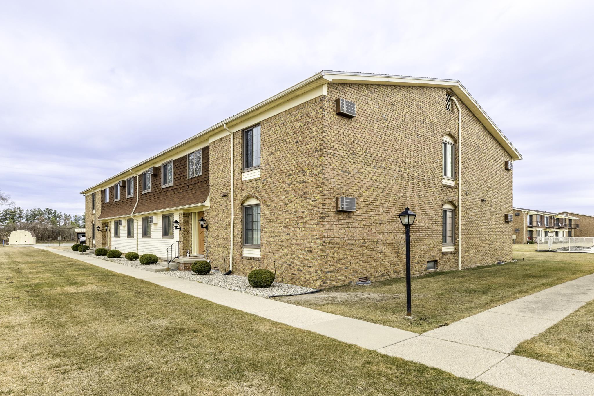 1900 River E6 Road # E6