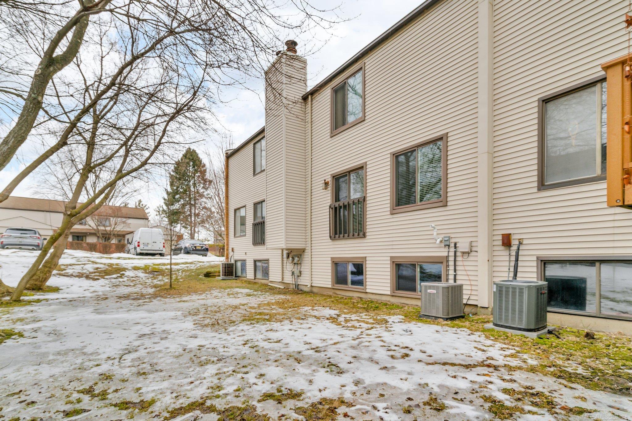 1002 Willow Grove Court