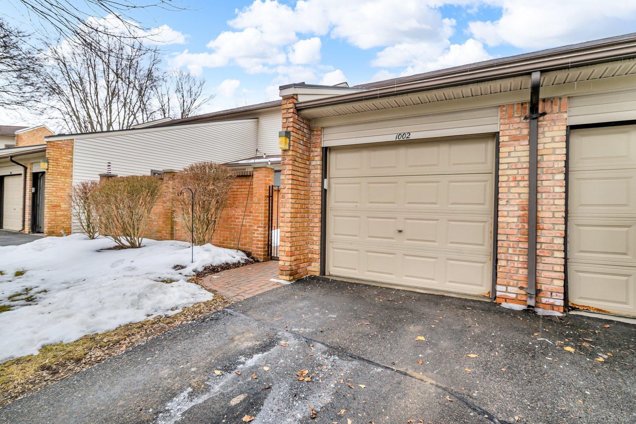 1002 Willow Grove Court