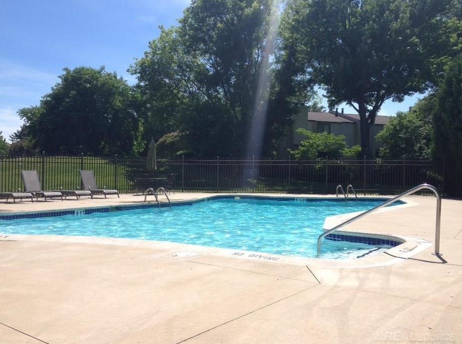 1002 Willow Grove Court