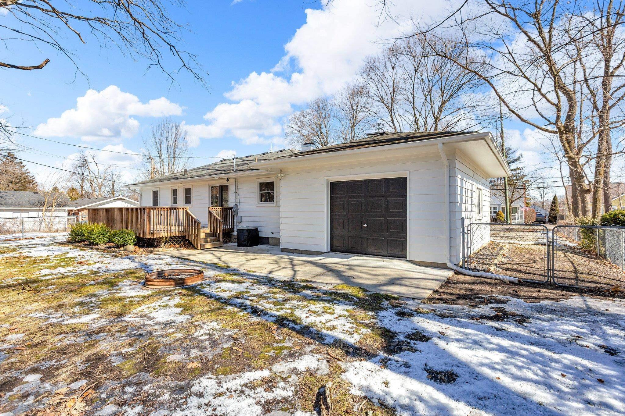 70111 Mellen Road