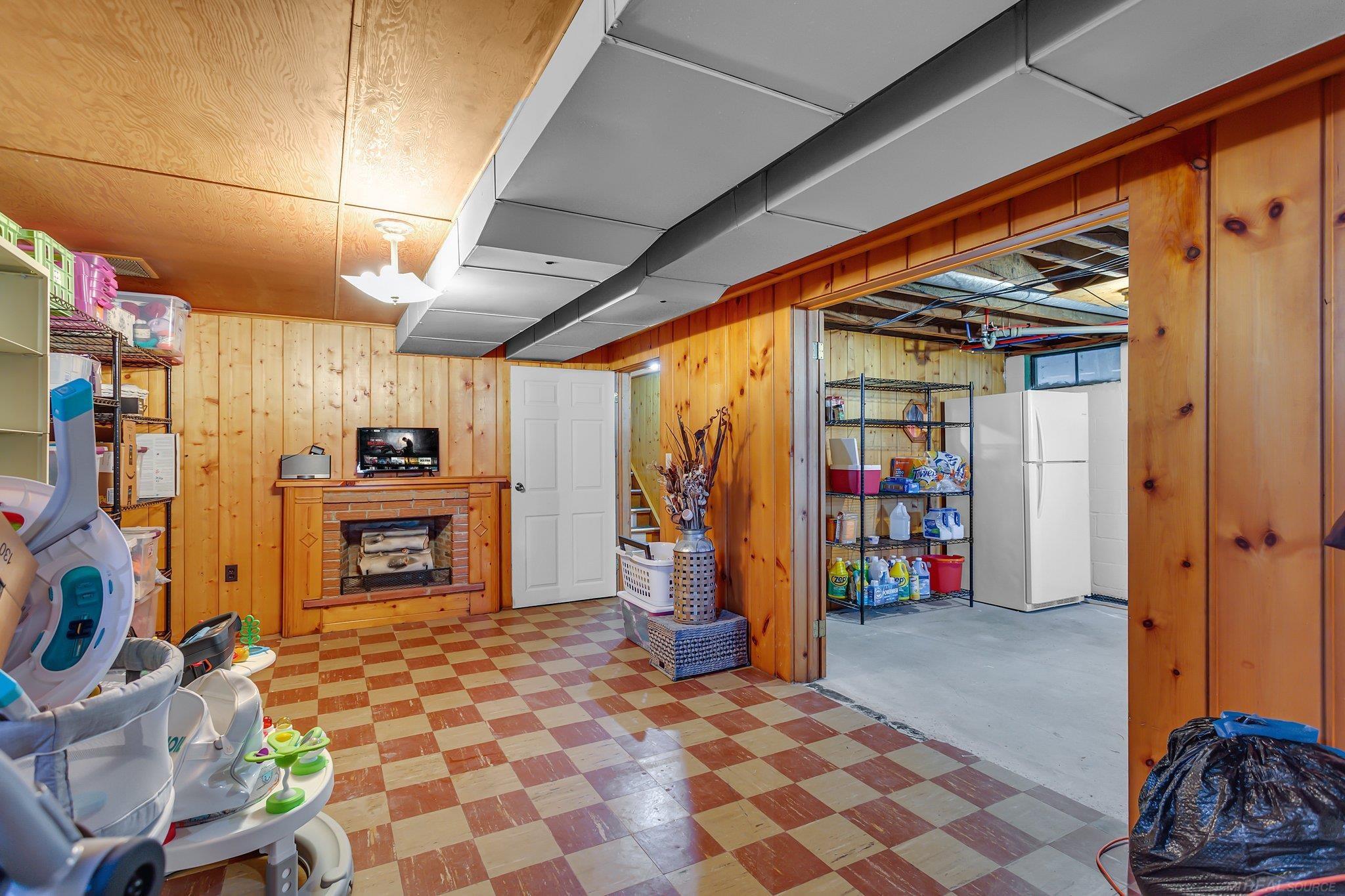 70111 Mellen Road