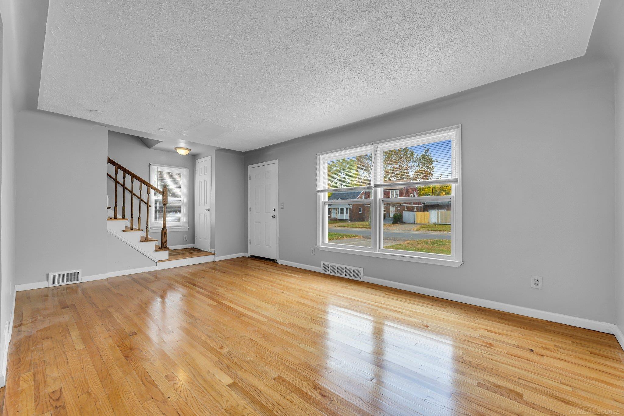 17182 Evergreen Road