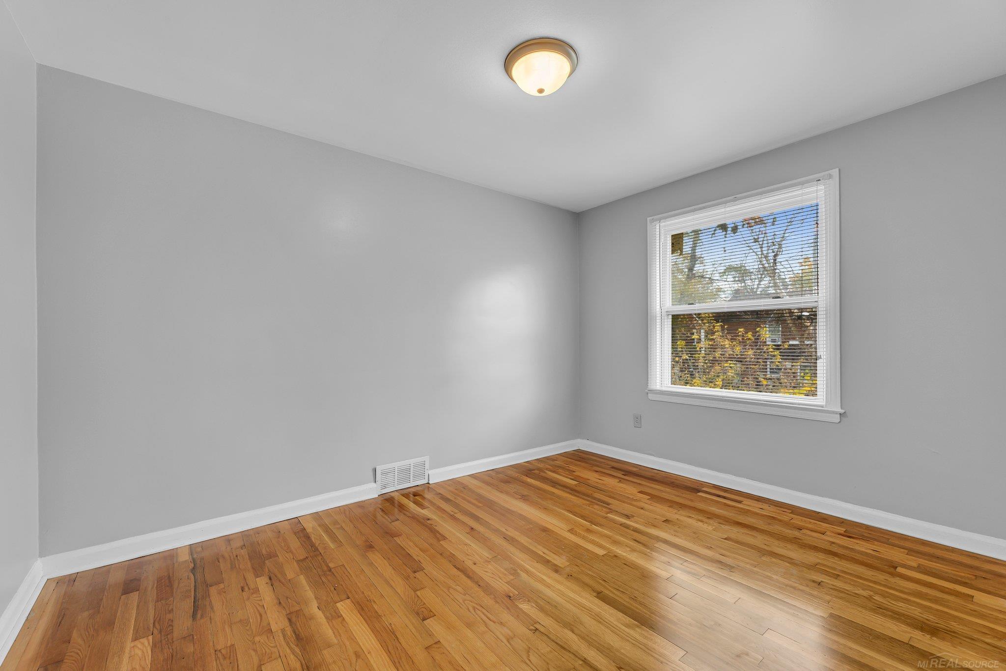 17182 Evergreen Road