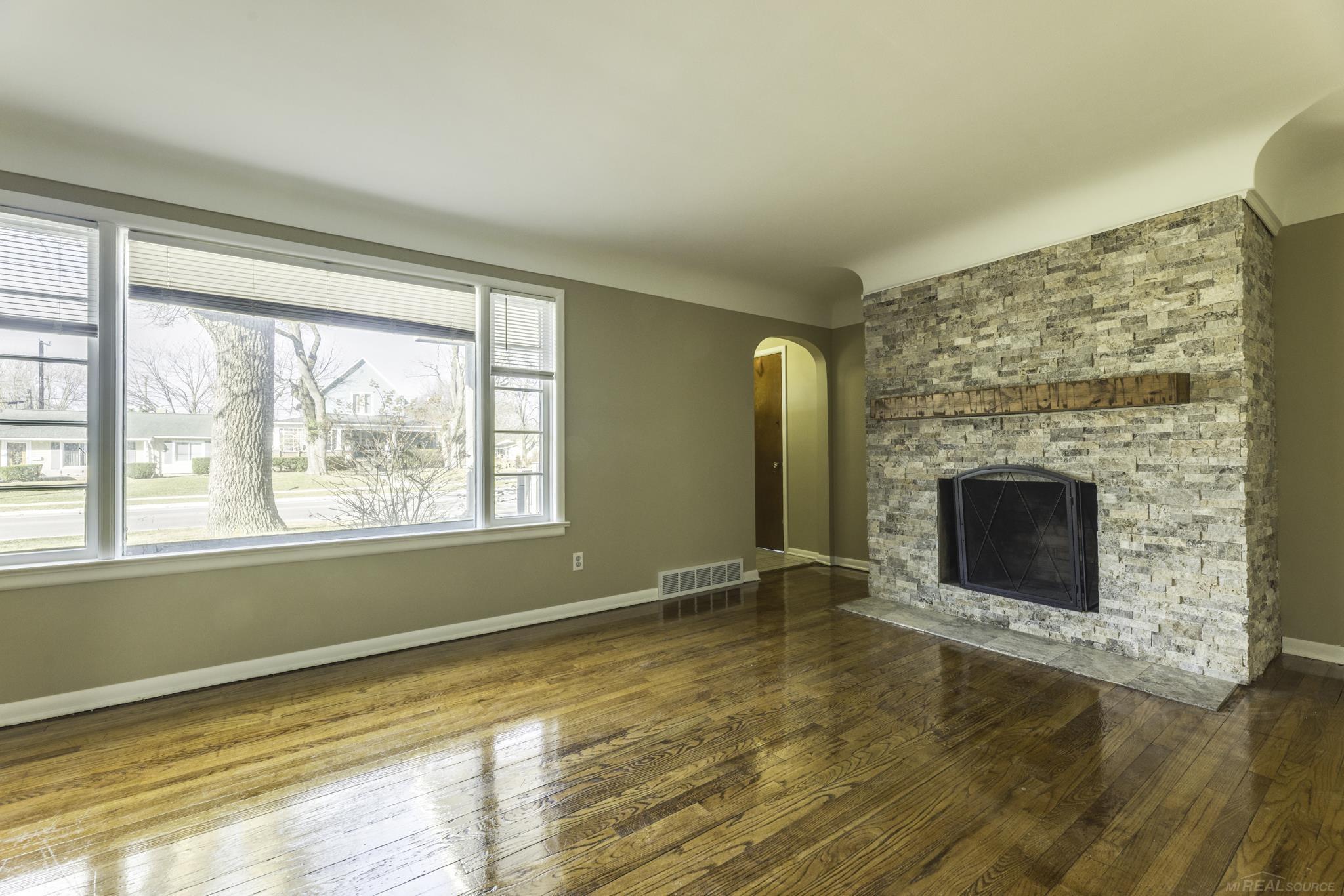 3126 Gratiot Avenue