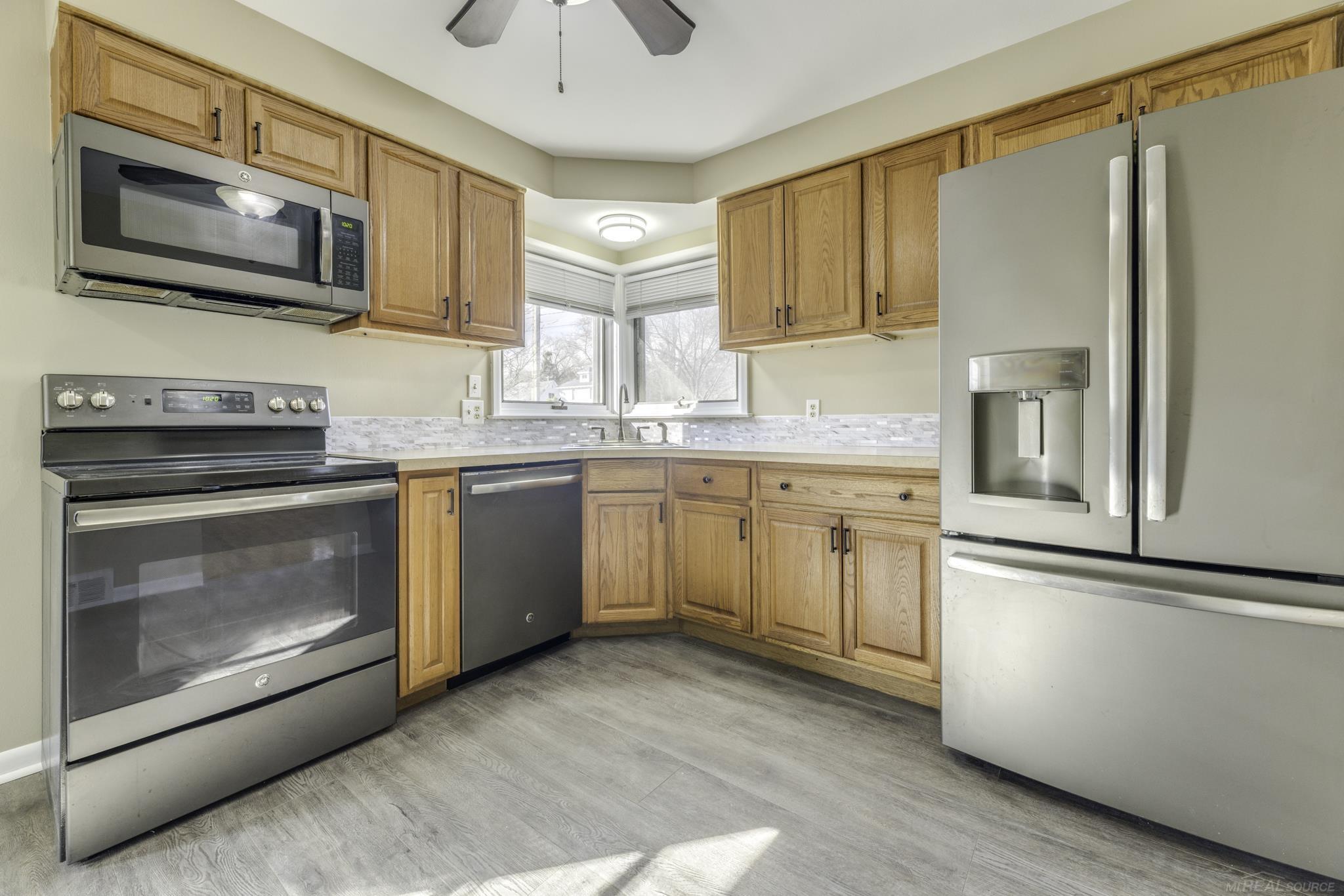 3126 Gratiot Avenue