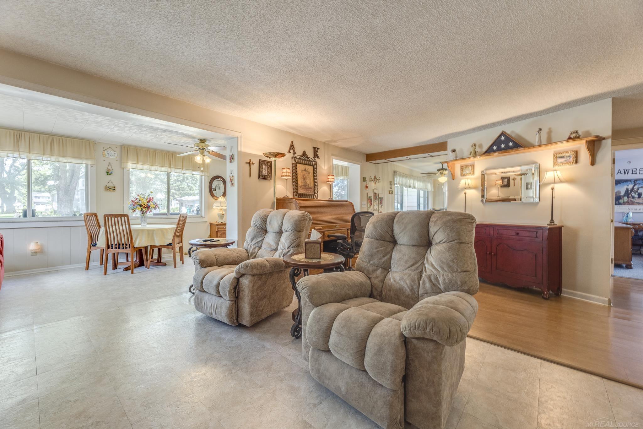 7474 Cardinal Road