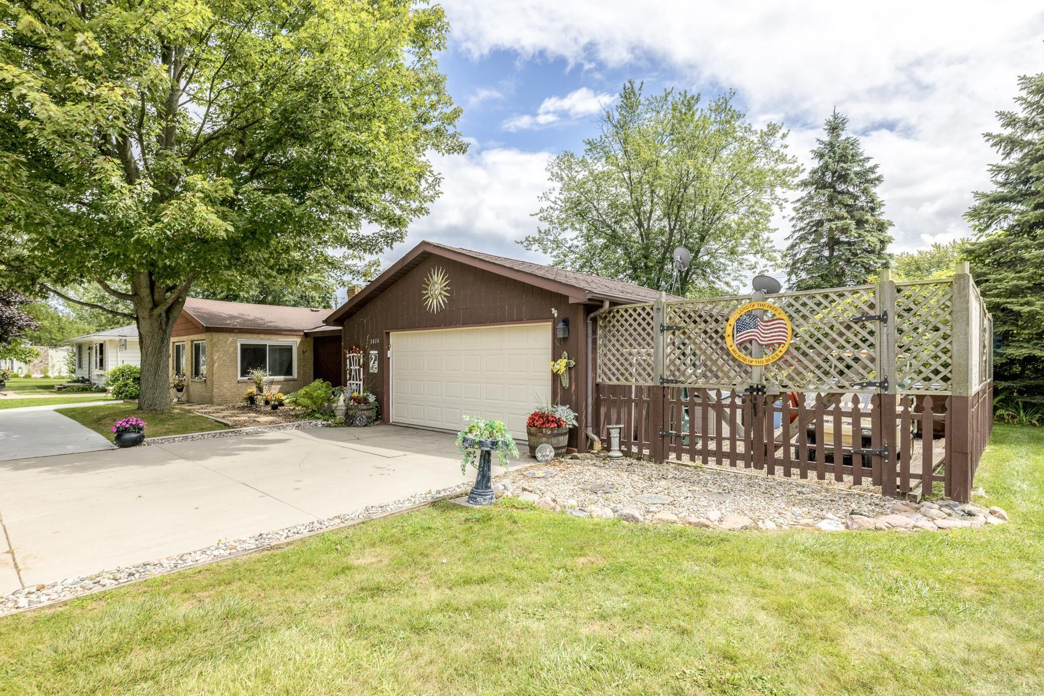 7474 Cardinal Road