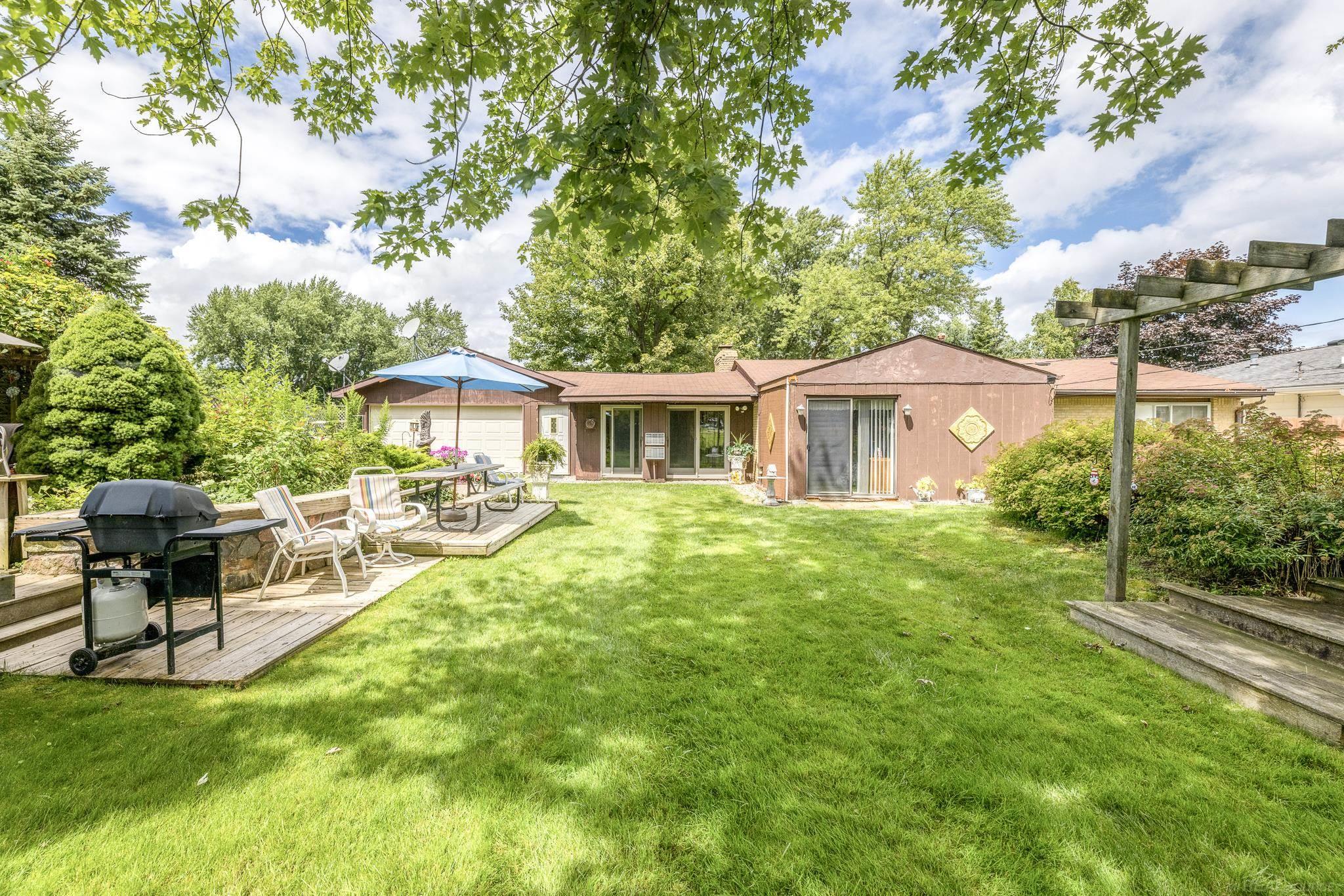 7474 Cardinal Road