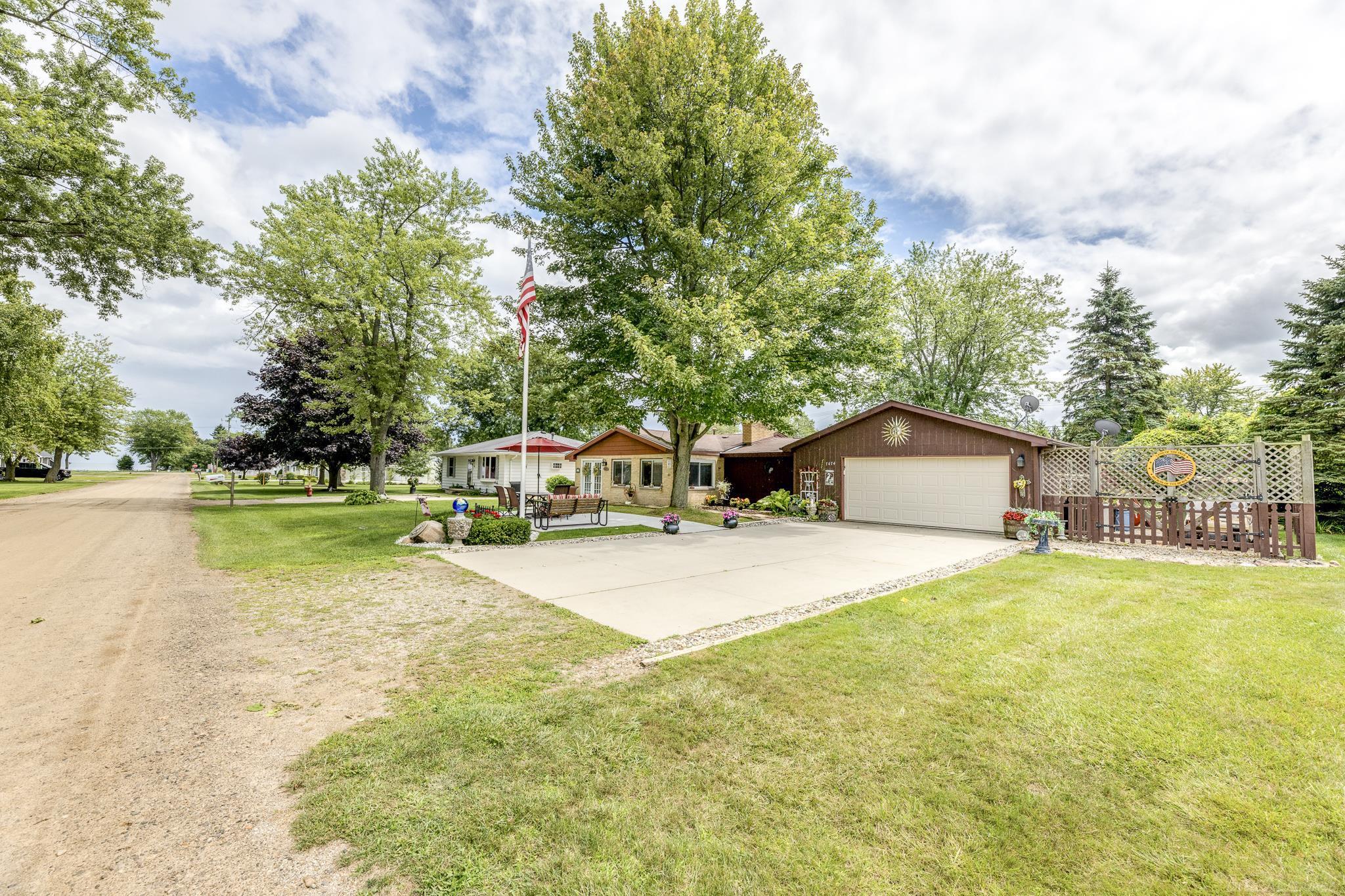 7474 Cardinal Road