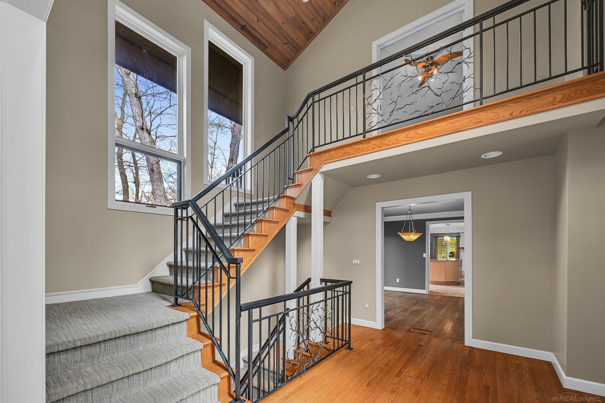 905 Hidden Oak Hill Lane