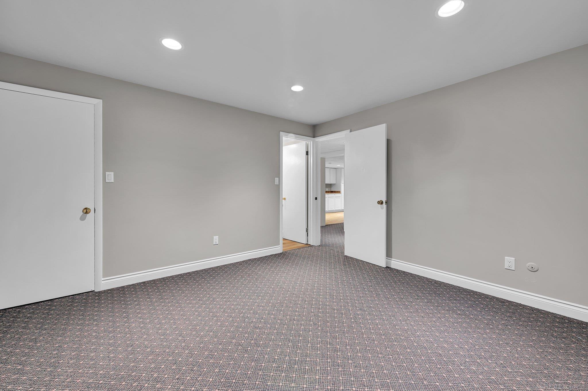 905 Hidden Oak Hill Lane
