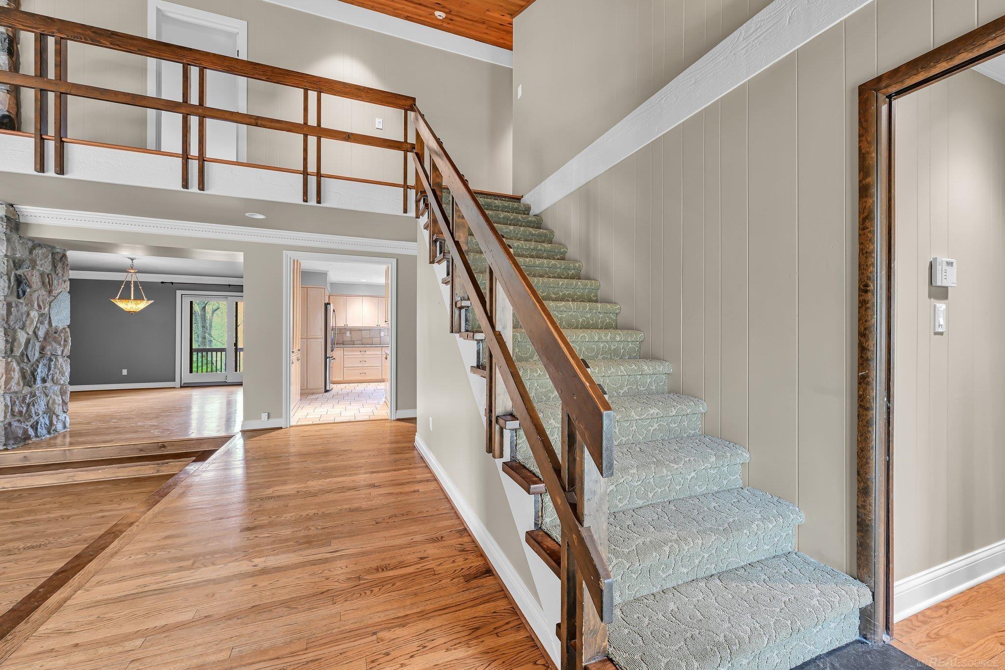 905 Hidden Oak Hill Lane
