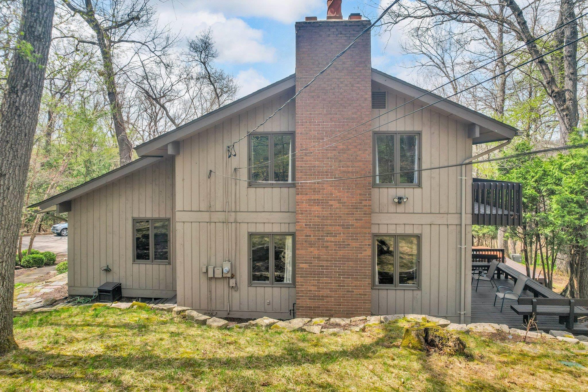 905 Hidden Oak Hill Lane