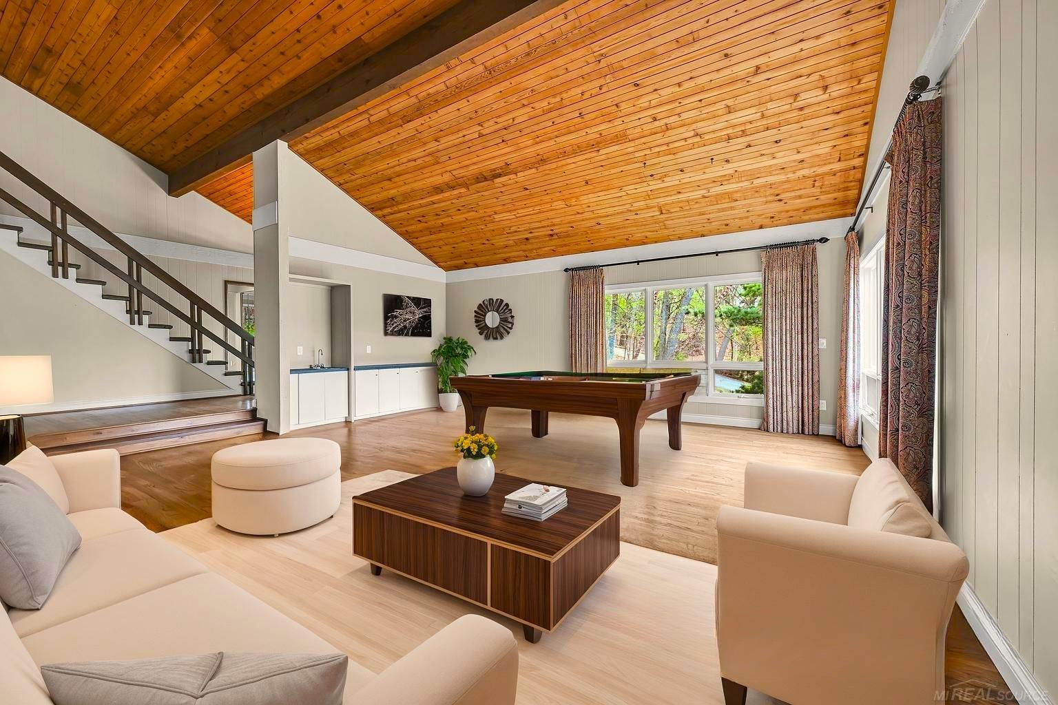 905 Hidden Oak Hill Lane