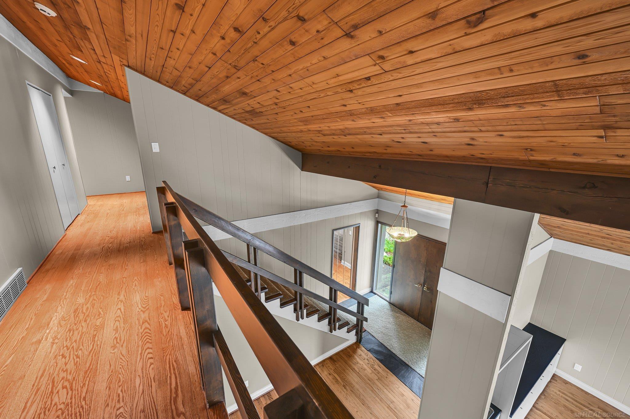 905 Hidden Oak Hill Lane
