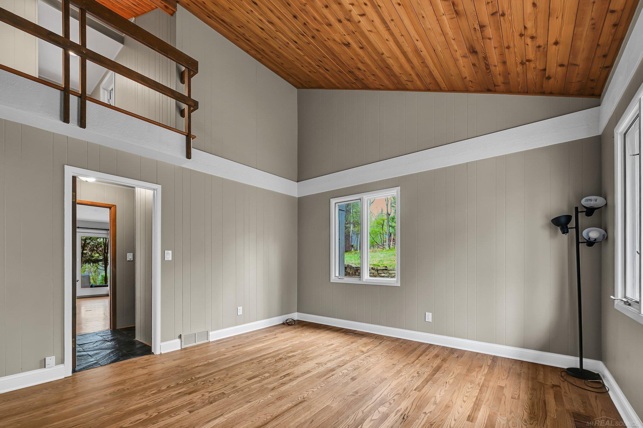 905 Hidden Oak Hill Lane