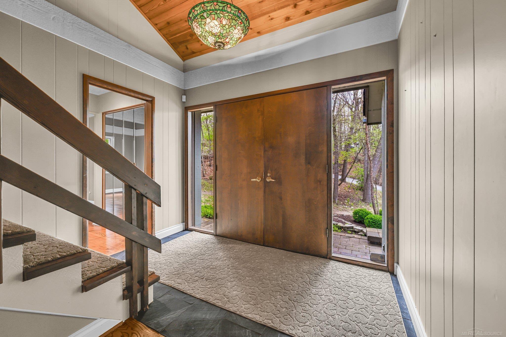 905 Hidden Oak Hill Lane