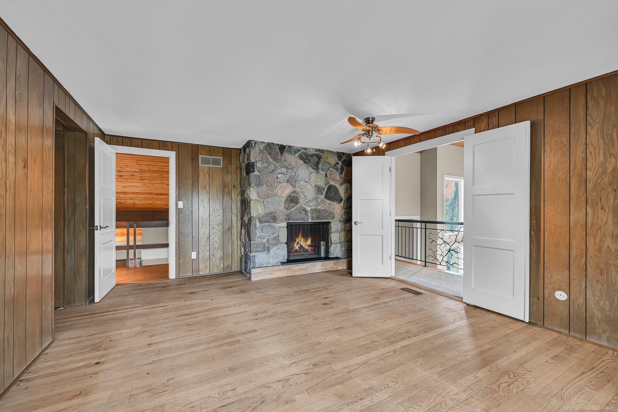 905 Hidden Oak Hill Lane