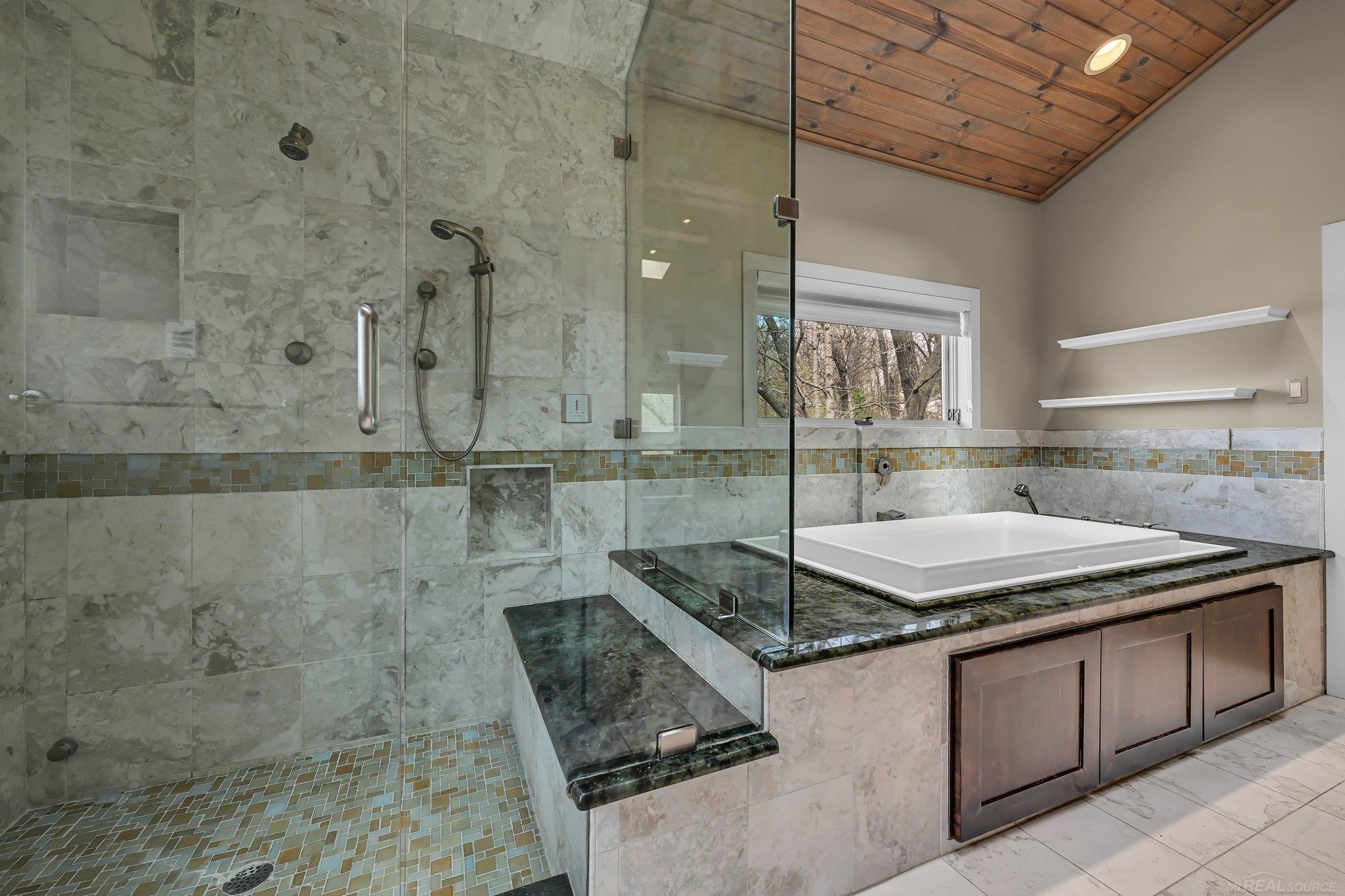 905 Hidden Oak Hill Lane