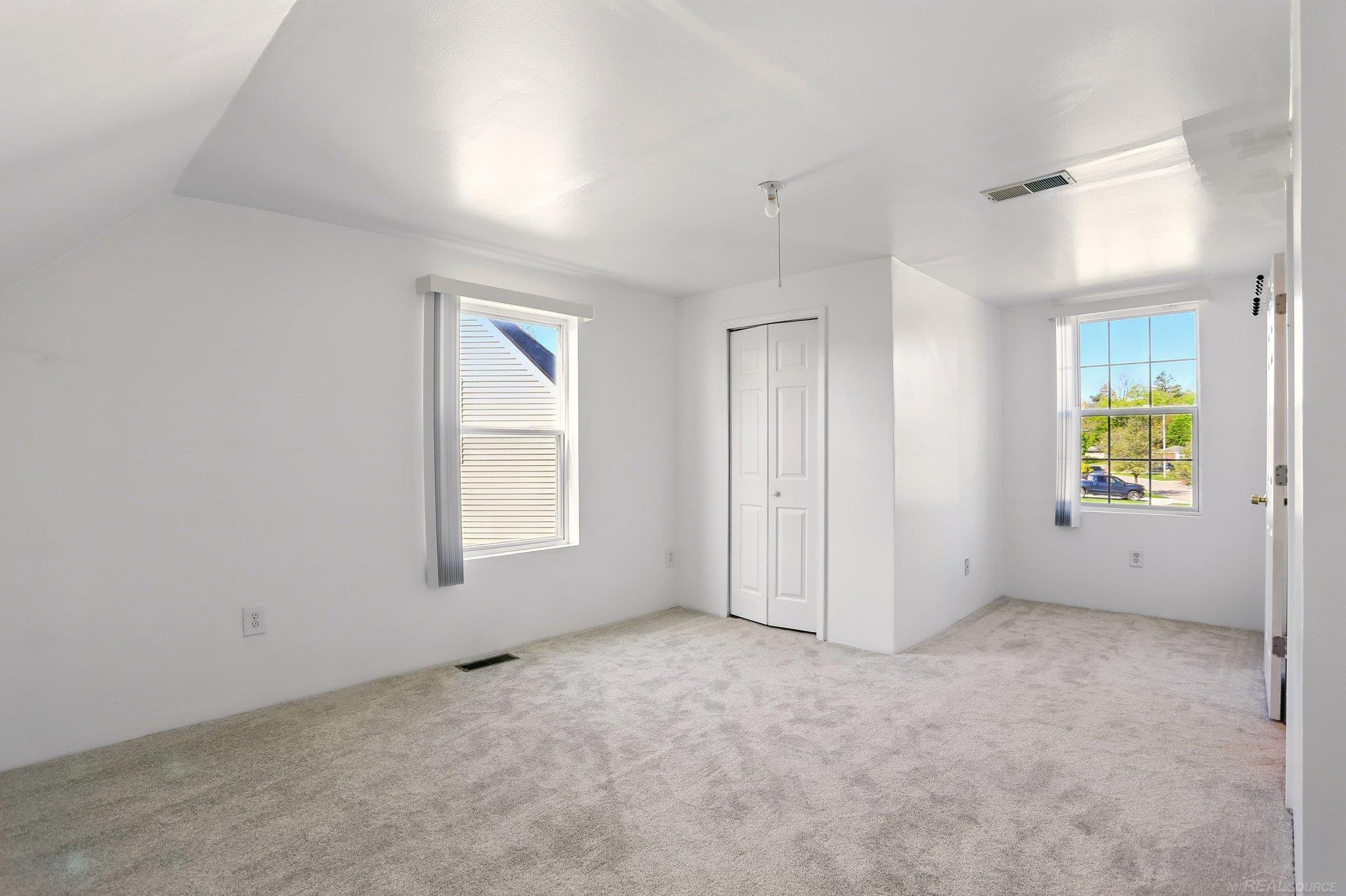 875 Barren Oaks Drive