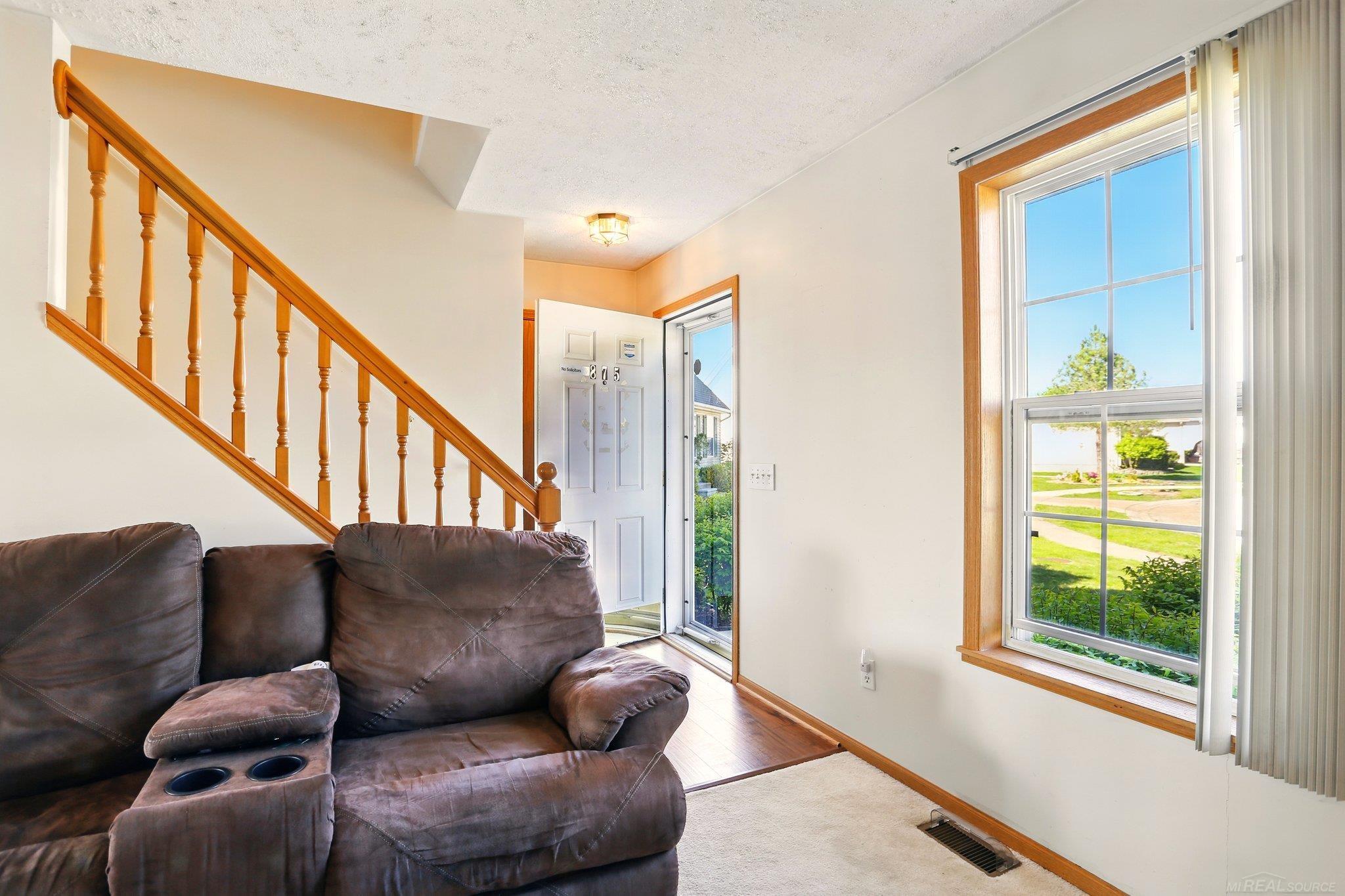 875 Barren Oaks Drive