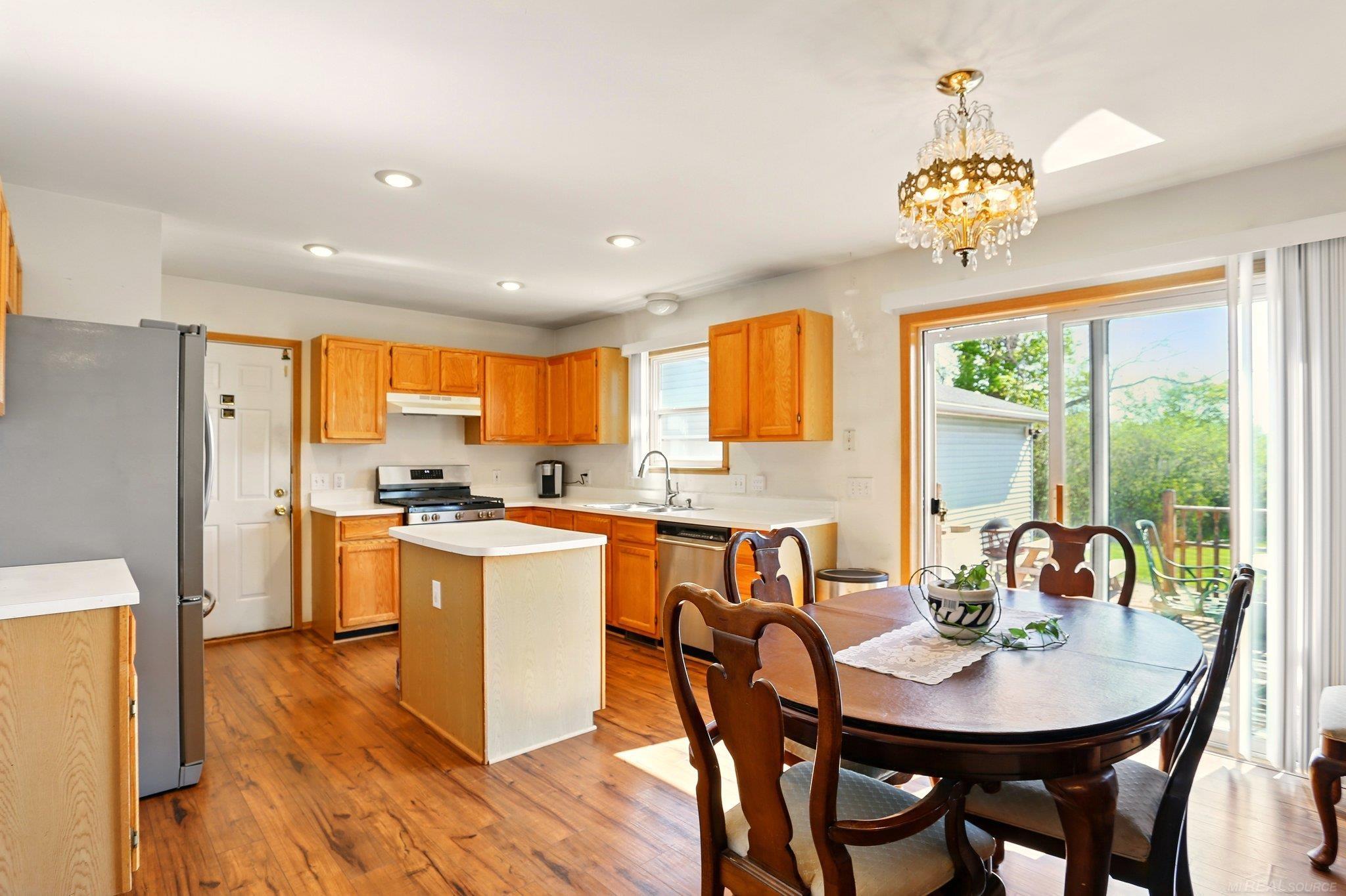 875 Barren Oaks Drive