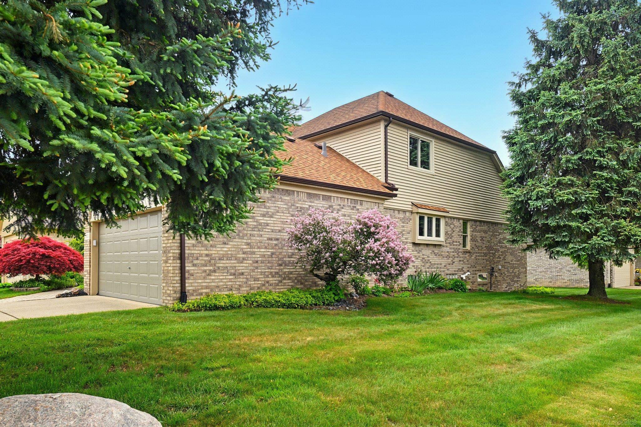 6510 Cross Creek Drive