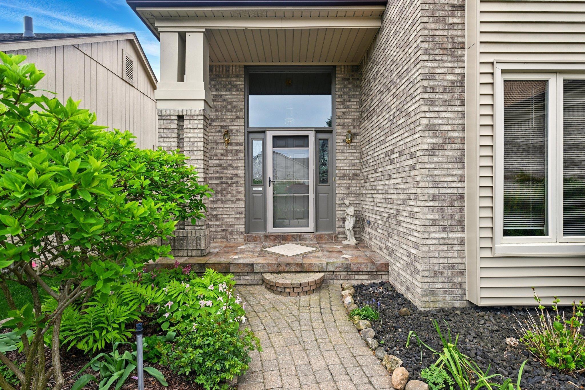 6510 Cross Creek Drive
