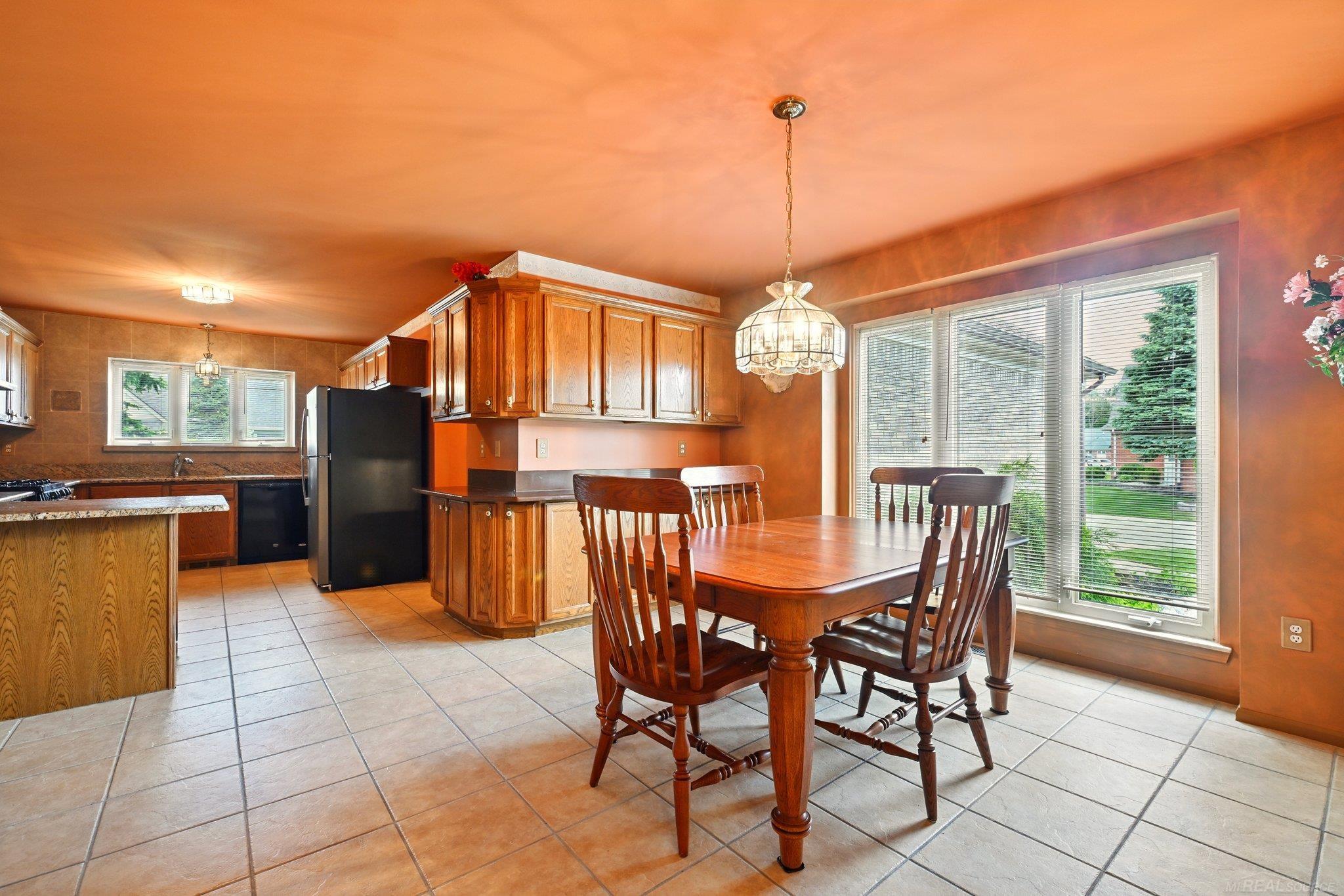 6510 Cross Creek Drive