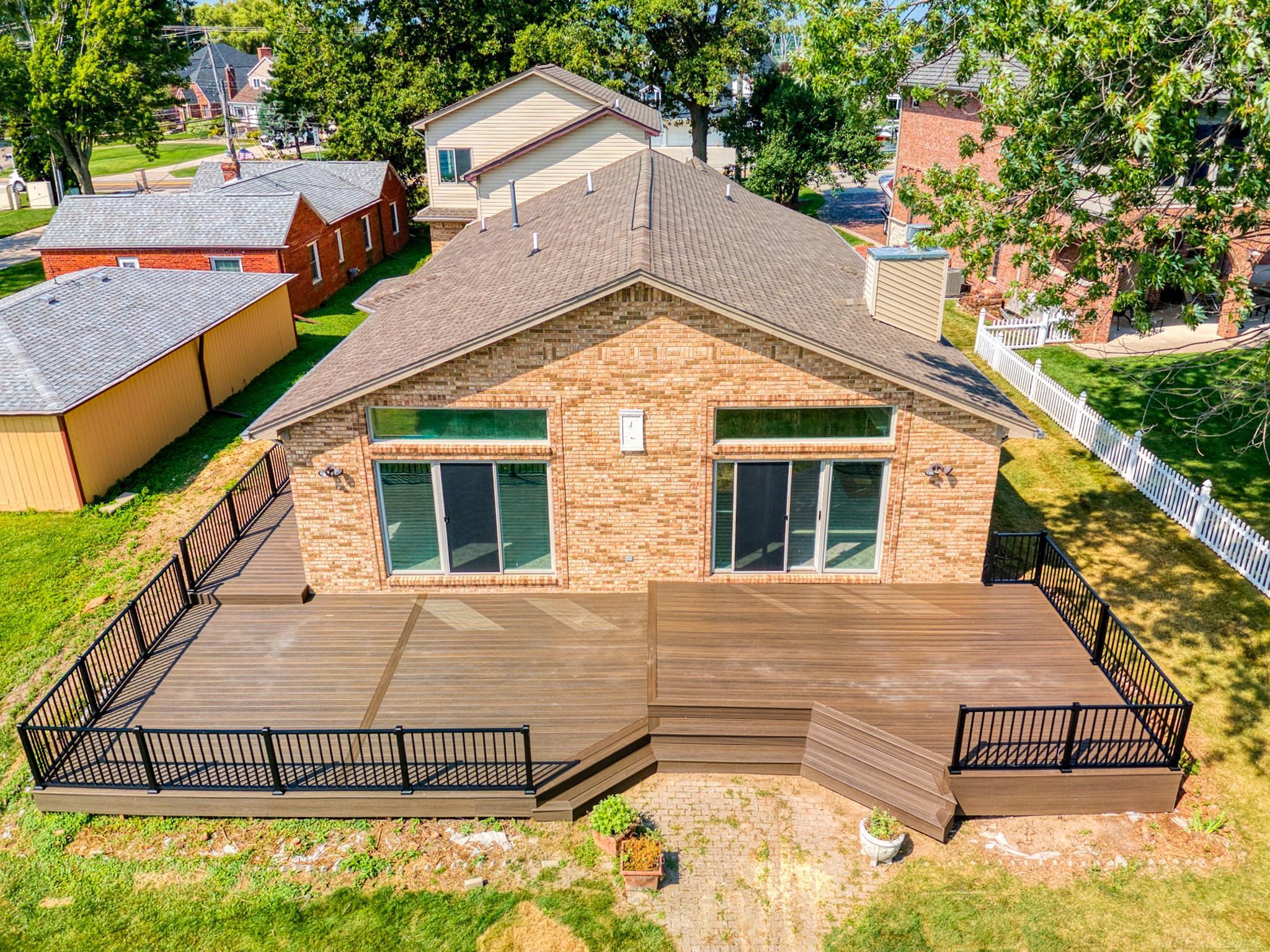 38340 Lakeshore Drive