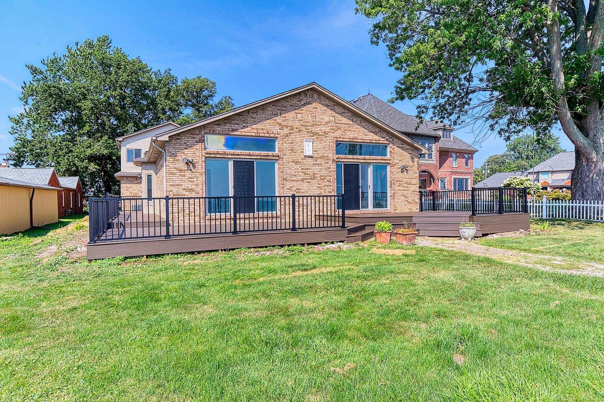 38340 Lakeshore Drive