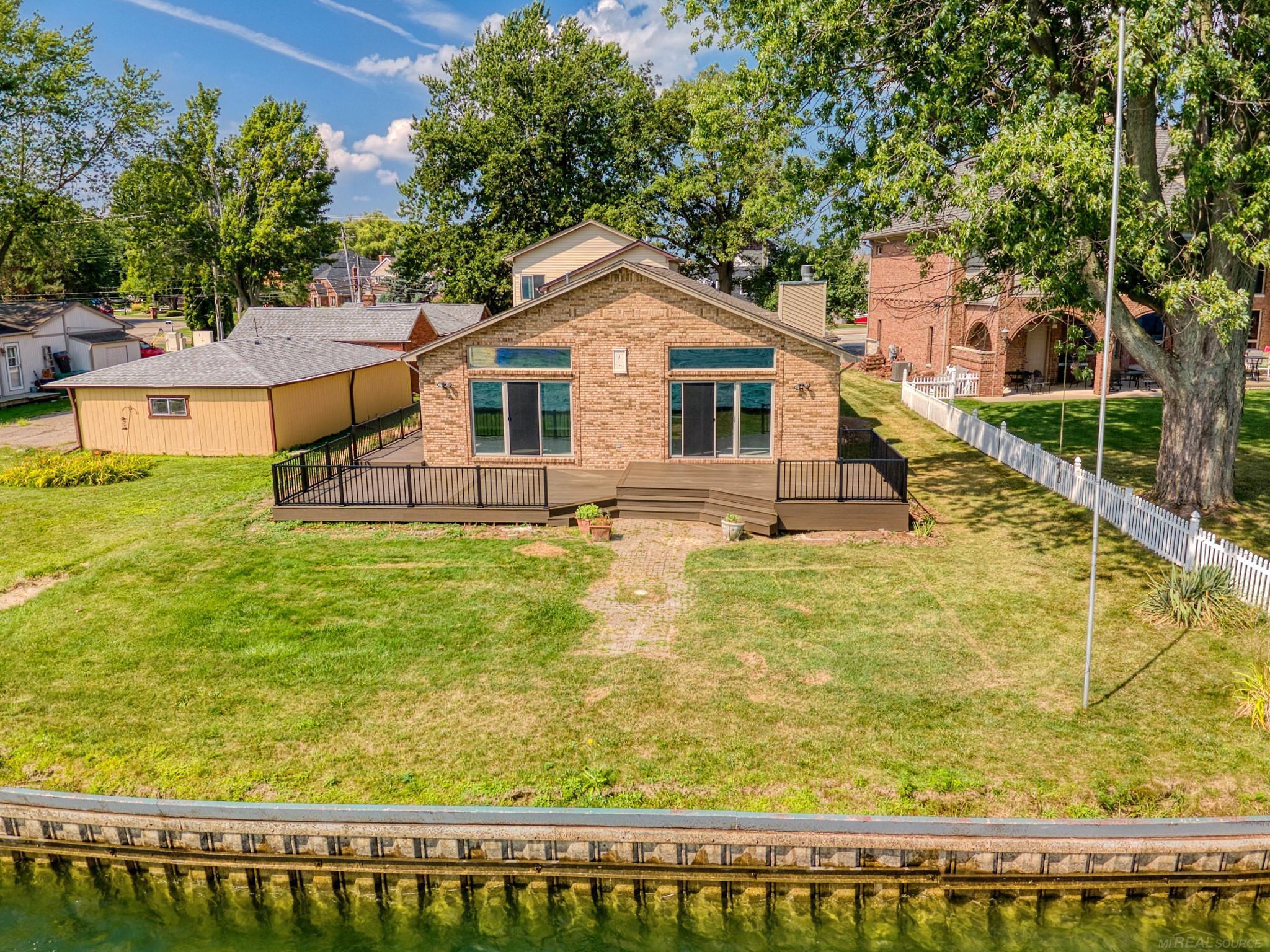 38340 Lakeshore Drive