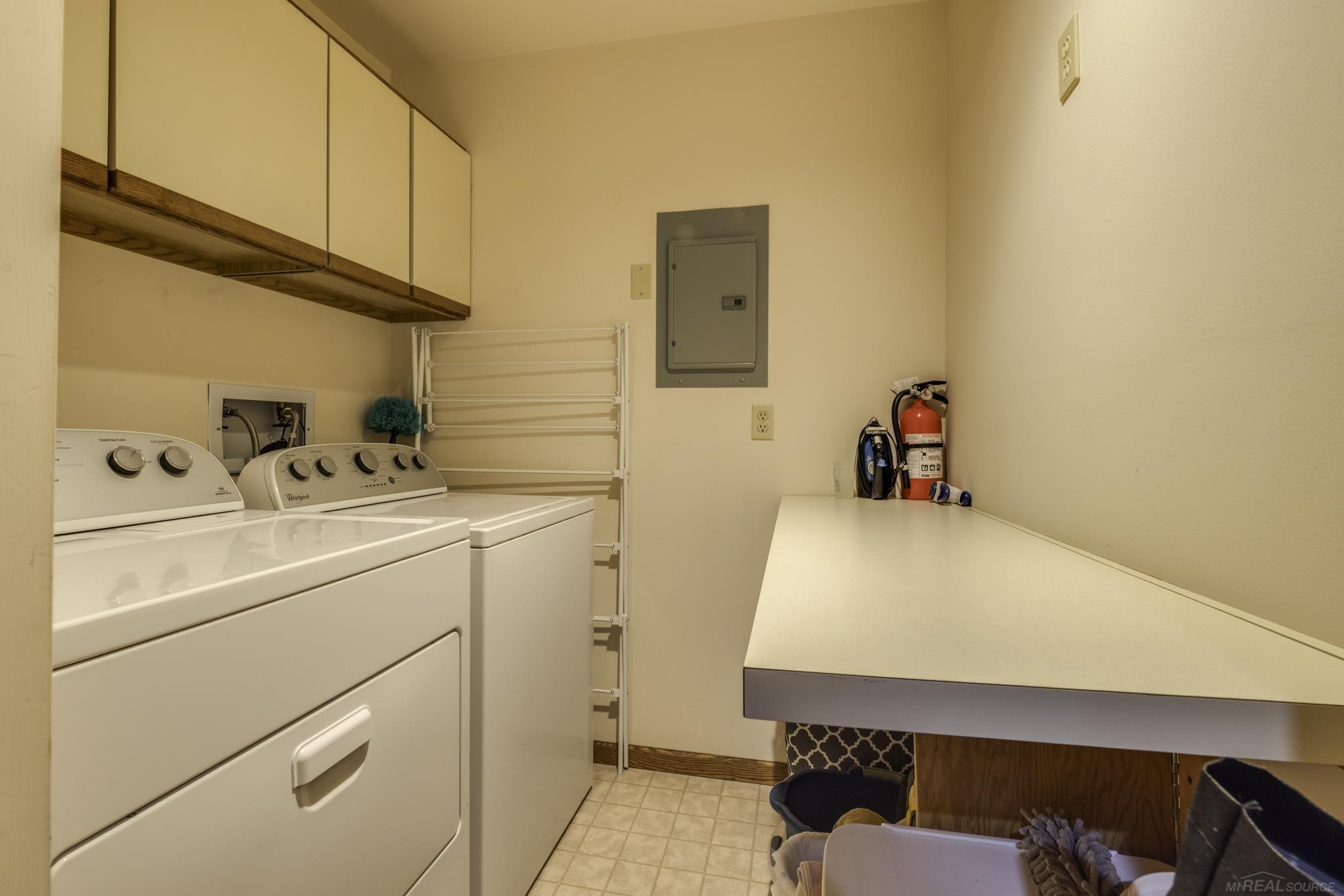 7346 Huron Avenue # B Unit: 302 - Building B