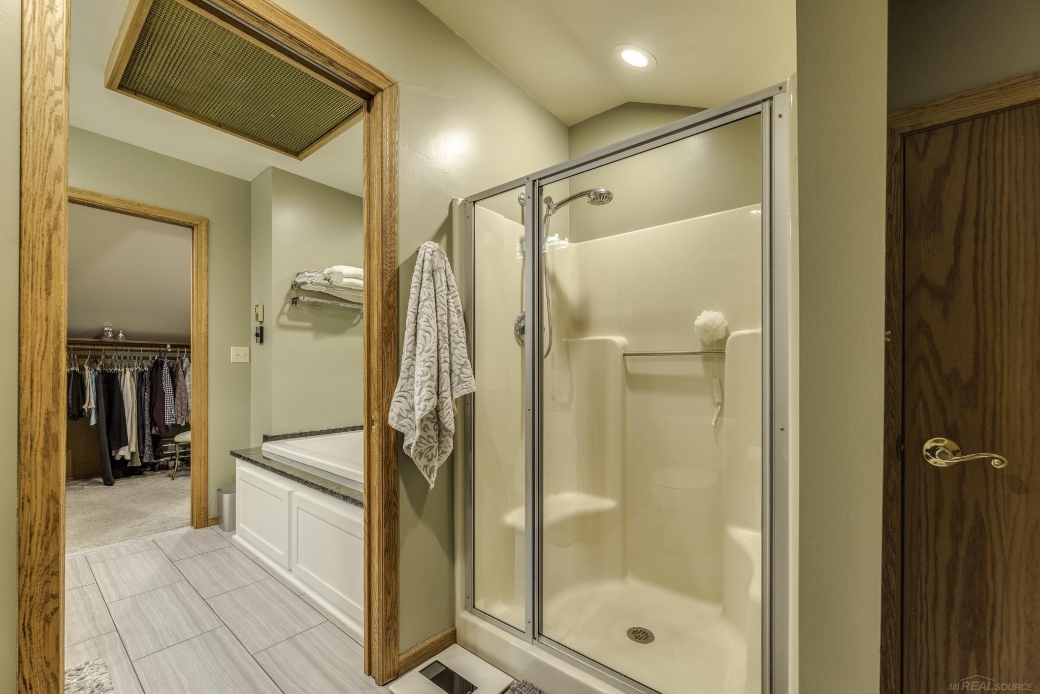 7346 Huron Avenue # B Unit: 302 - Building B